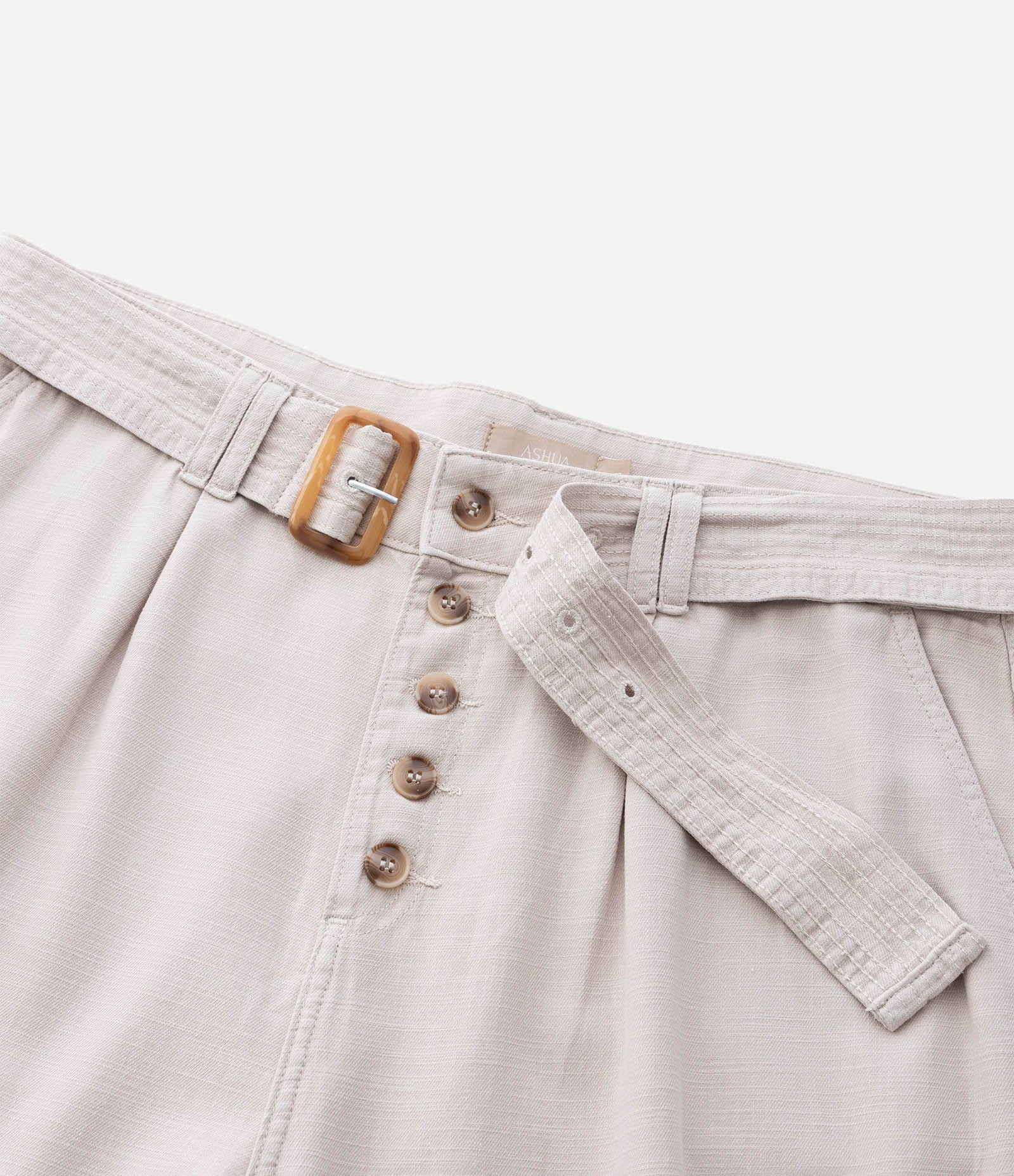 Calça Reta em Sarja com Botões e Fivela Cinto Tartaruga Curve & Plus Size Off White 4