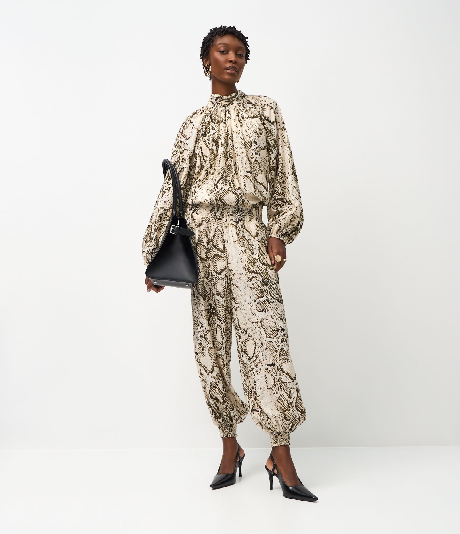 Blusa em Liocel com Manga Bufante e Estampa Animal Print Multicores 2