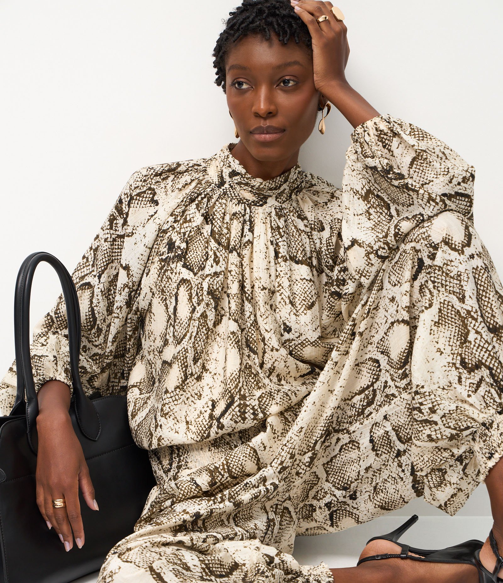 Blusa em Liocel com Manga Bufante e Estampa Animal Print Multicores 4