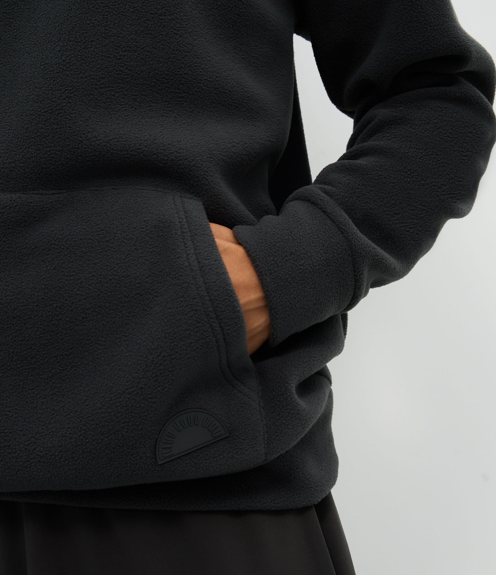 Casaco Esportivo com Capuz em Fleece Cinza 3