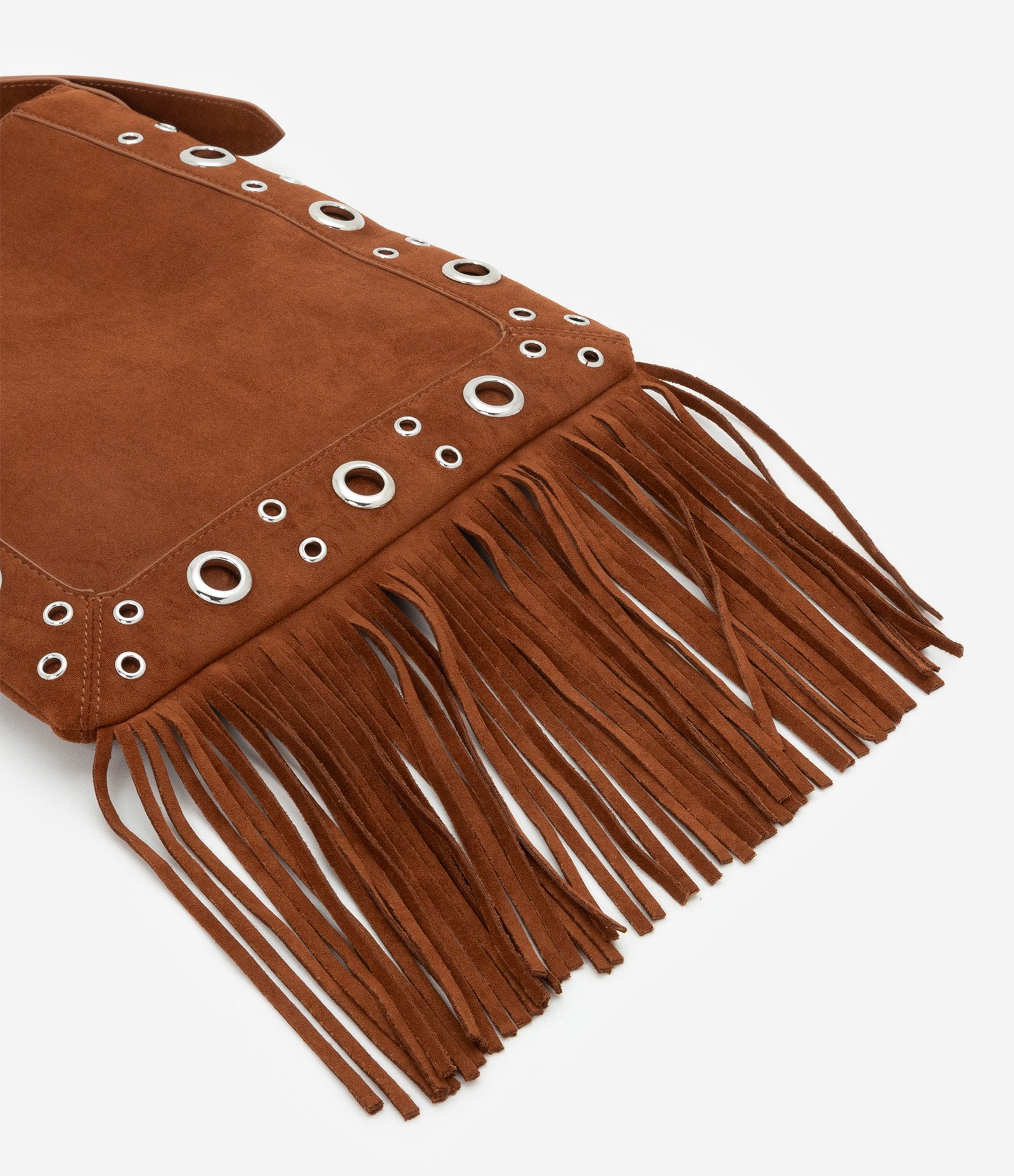 Bolsa Transversal Média em Suede com Franjas e Tachas Marrom 7