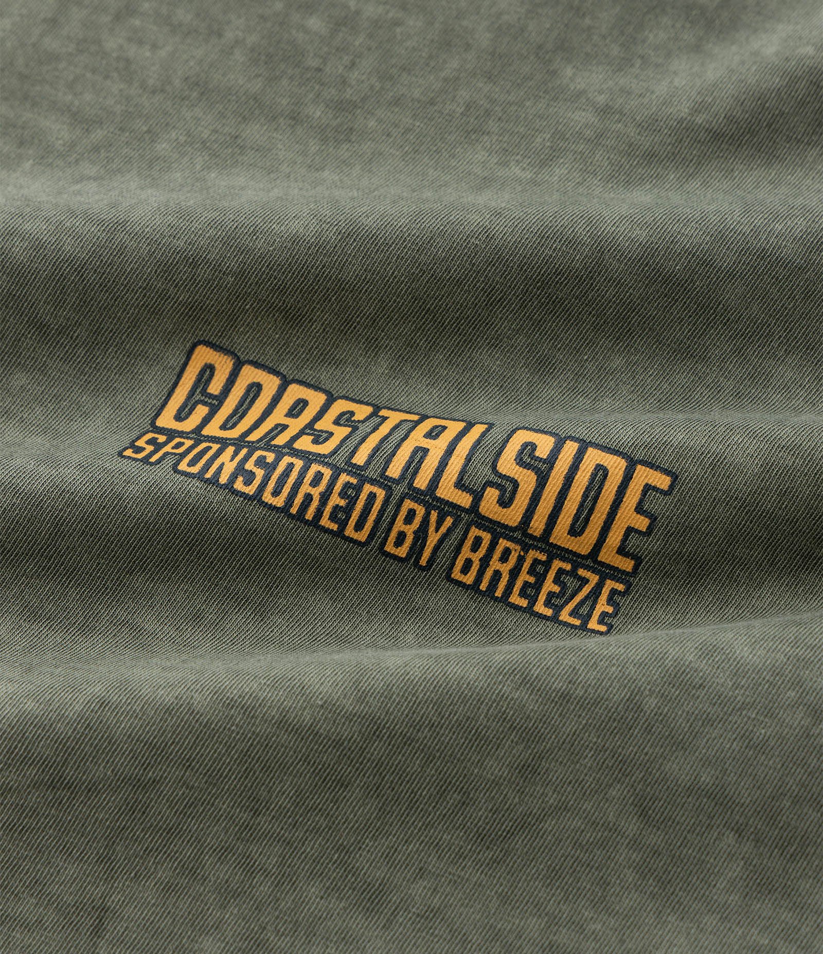 Camiseta Comfort em Algodão Estonada com Estampa Lettering Verde 4