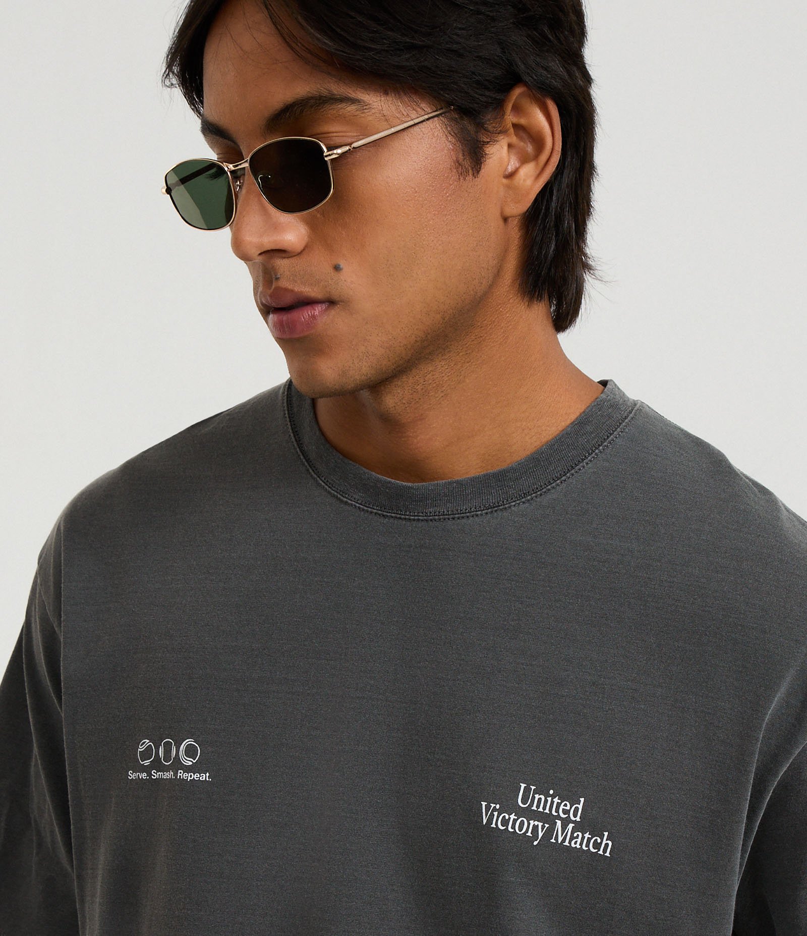 Camiseta Boxy em Algodão Estonada com Estampa Lettering United Victory Preto 4