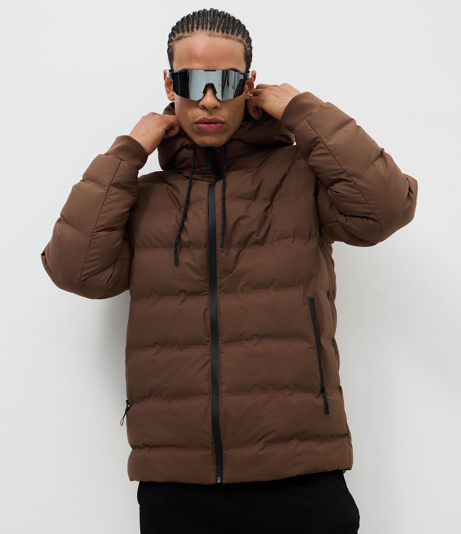 Jaqueta Puffer Esportiva sem Costura com Capuz Marrom 2