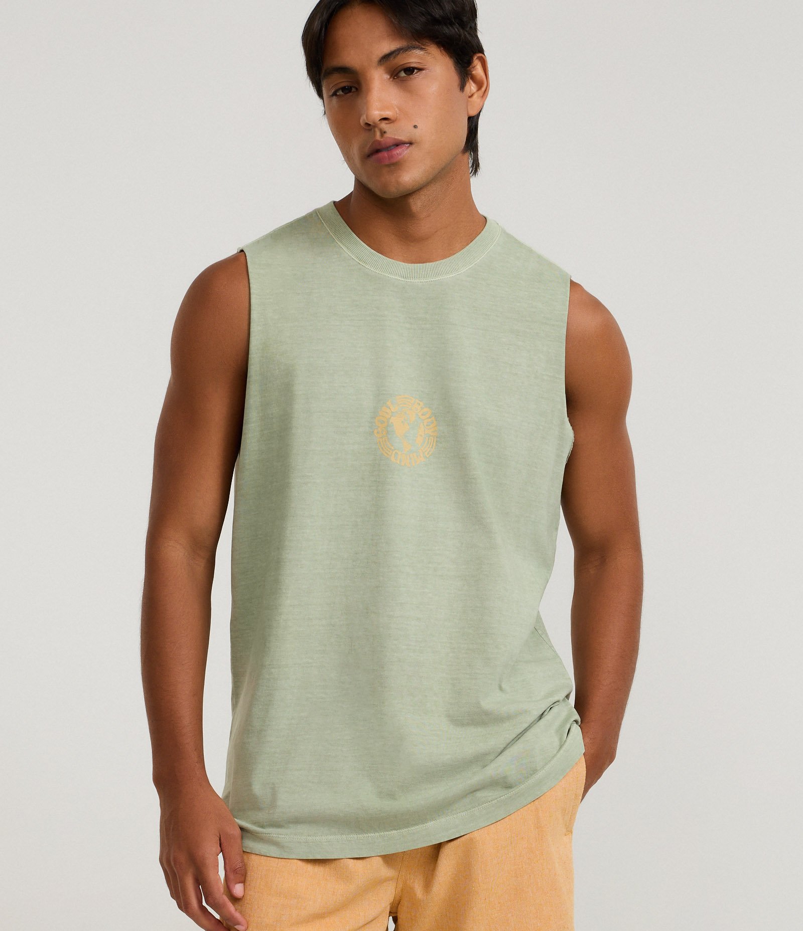 Regata Comfort em Algodão Estonada com Estampa Lettering Soul Body Mind Verde 1