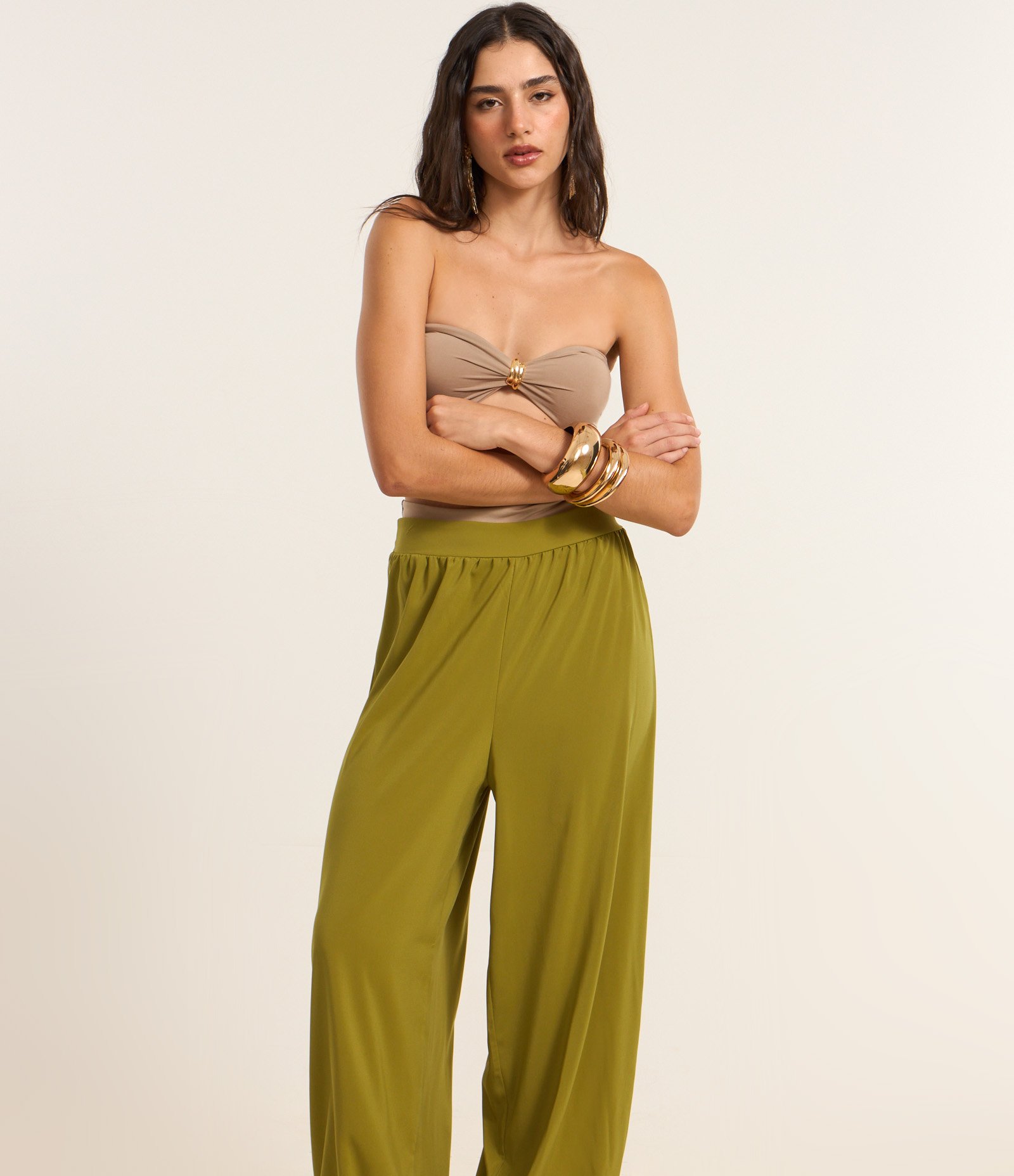 Calça Aladim em Crepe com Pregas e Cós Largo Verde 2