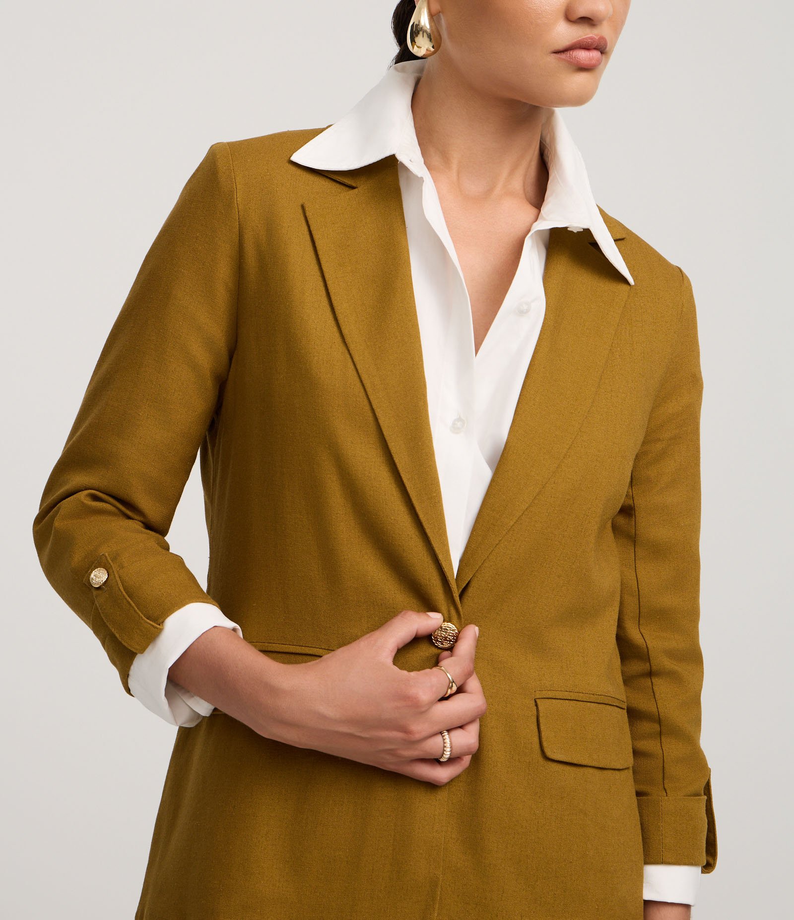 Blazer em Viscolinho com Lapelas e Bolsos Falsos Mostarda 4