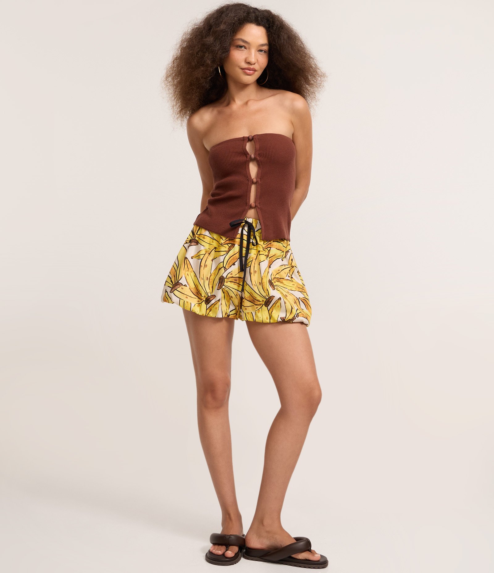 Blusa Sem Alça em Tricô com Recortes e Aviamentos Marrom 2