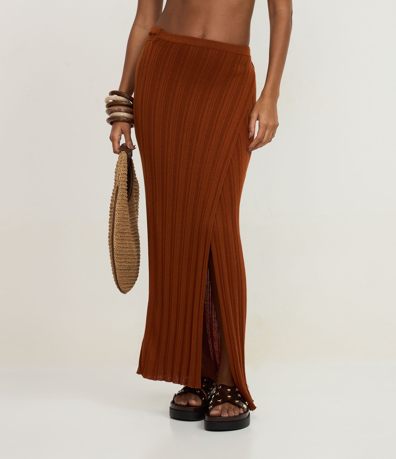 Saída de Praia Vestido Envelope Texturizado com Amarração Marrom 3