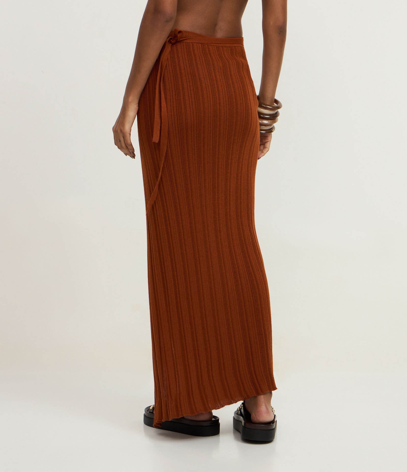 Saída de Praia Vestido Envelope Texturizado com Amarração Marrom 5