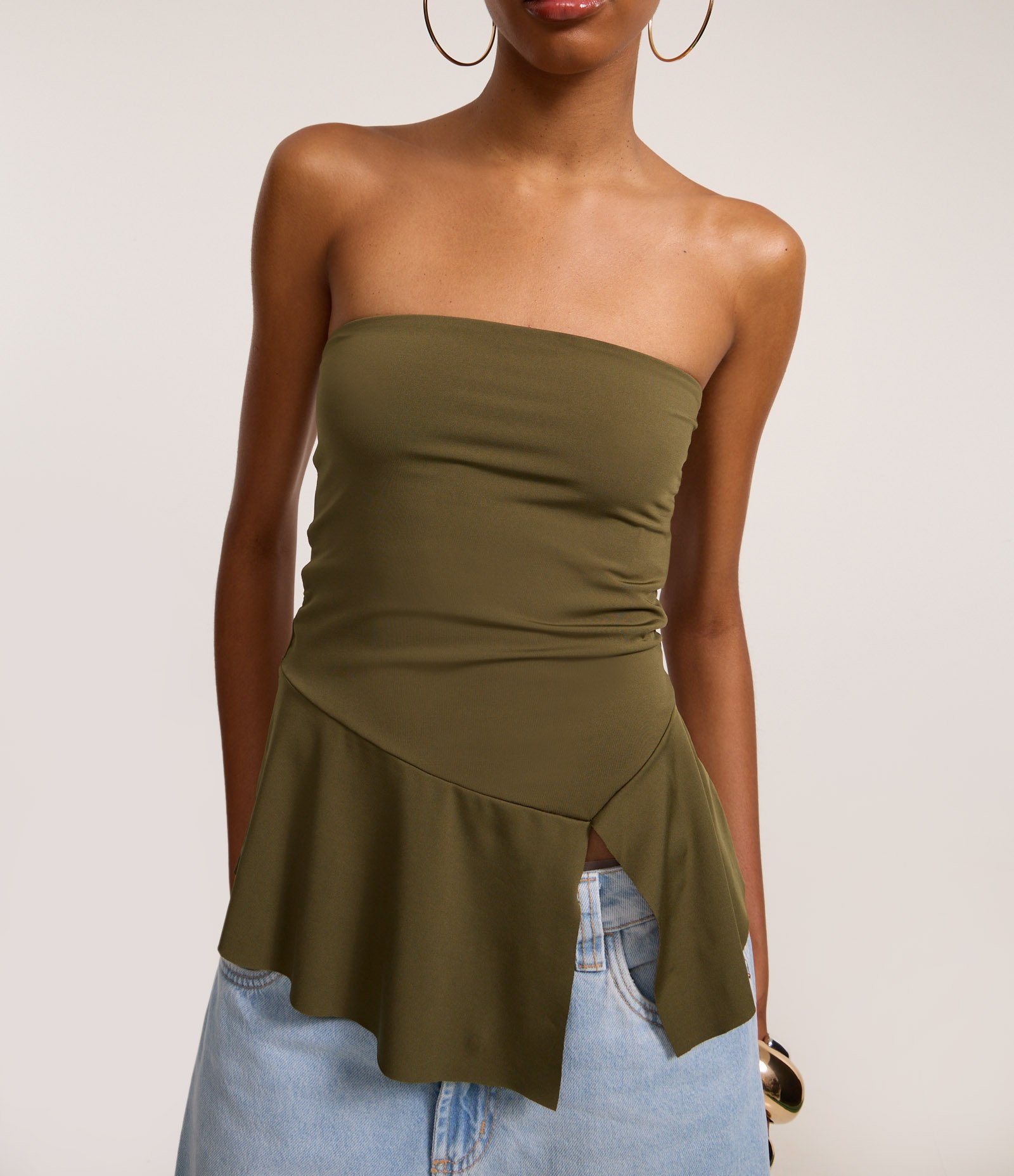 Blusa Sem Manga com Decote Coração e Babados Verde 3