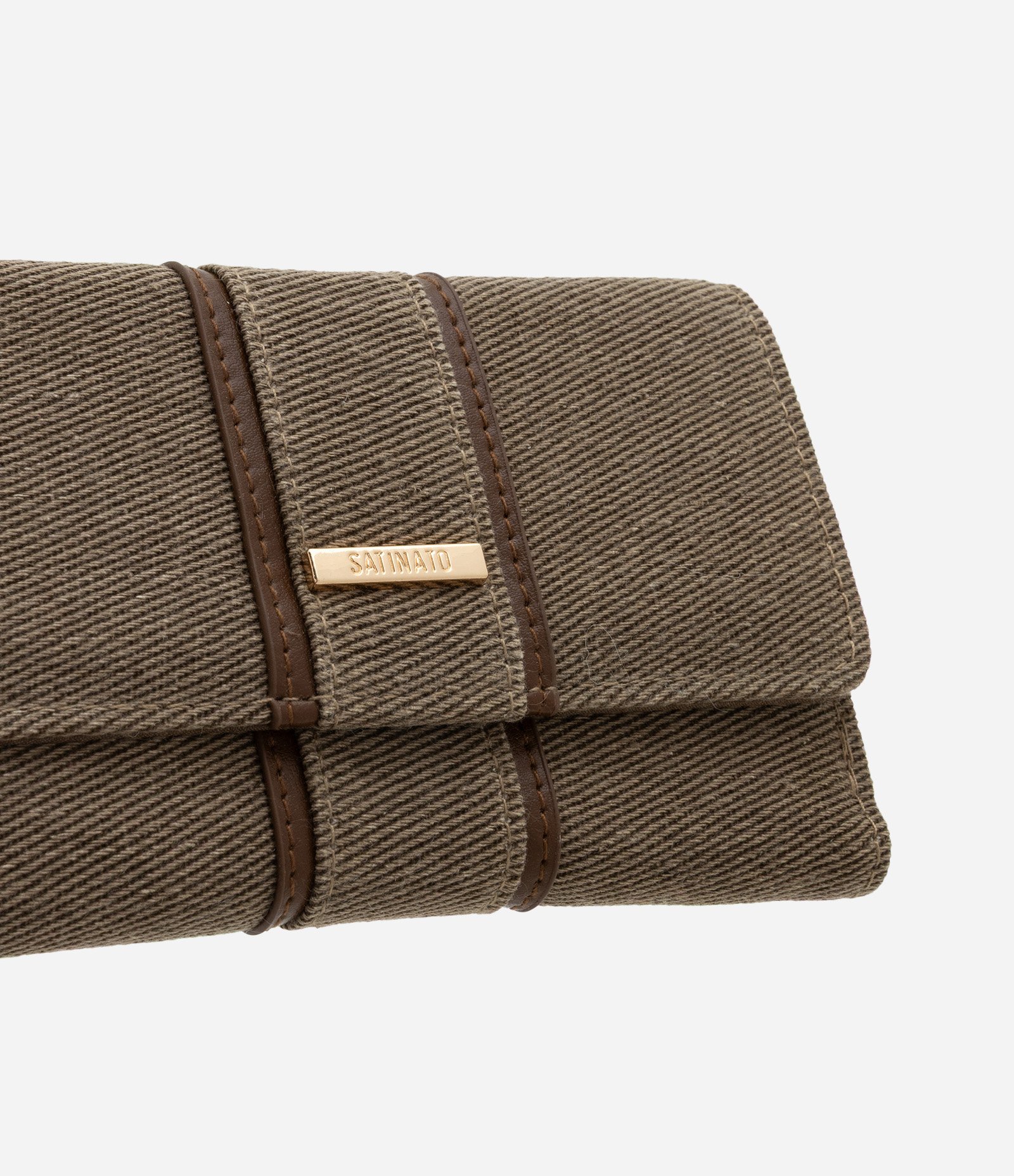 Carteira Envelope Média Com Detalhe de Listra em Lona Marrom 4