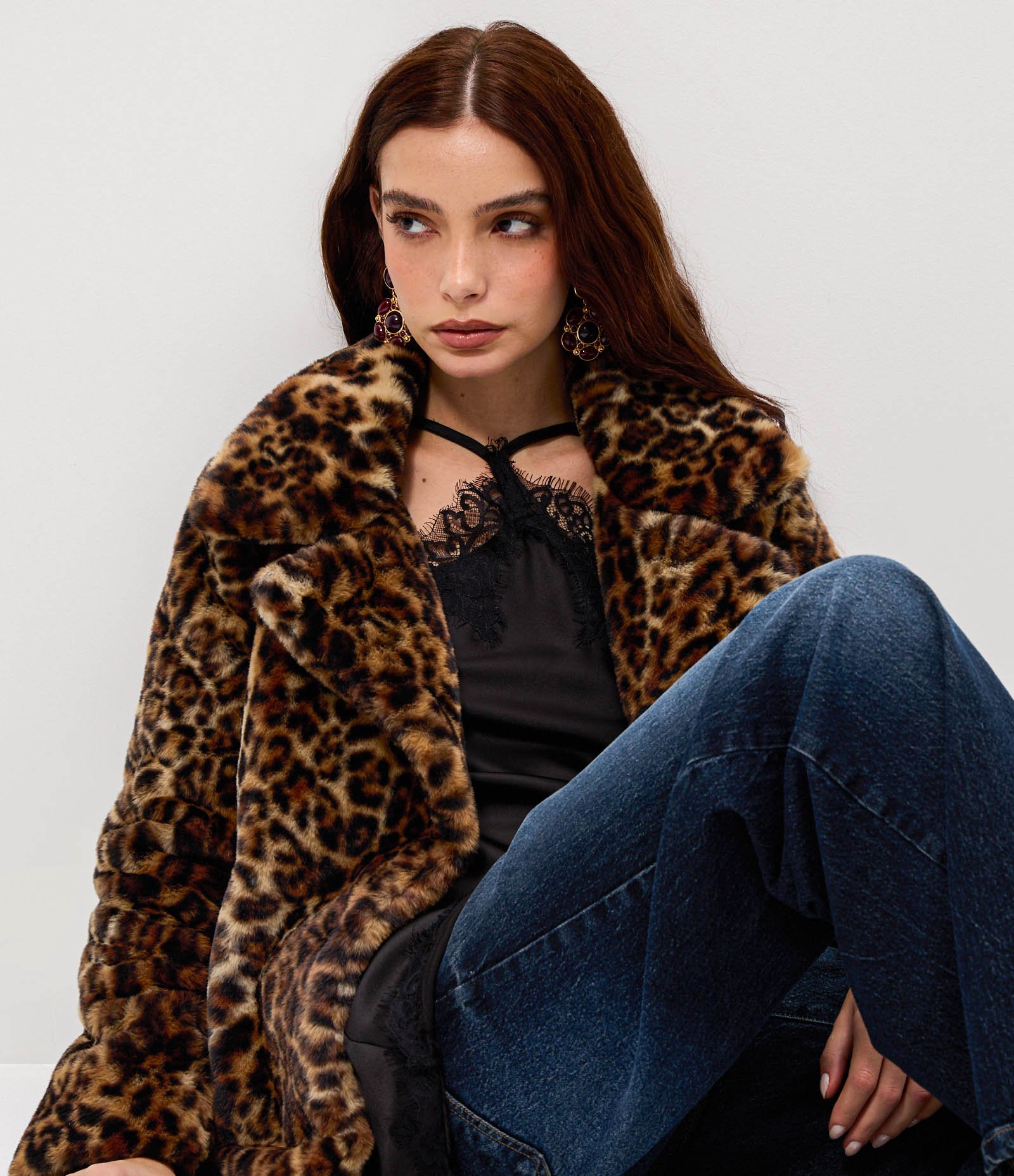 Jaqueta Curta Animal Print com Pelo Sintético Oncinha 4