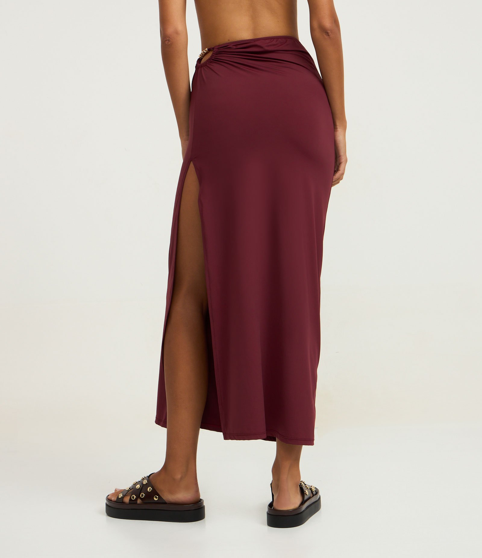 Saída de Praia Saia Midi em Microfibra com Aviamento Vazado Bordô 5