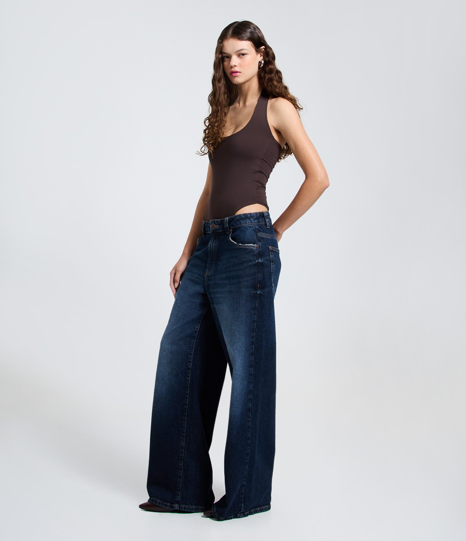 Calça Jeans Loose com Cintura Baixa Azul 1