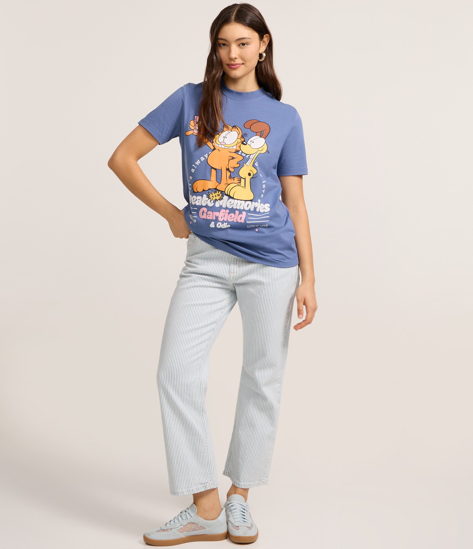 Camiseta T-shirt em Algodão com Garfield e Odie Azul 2