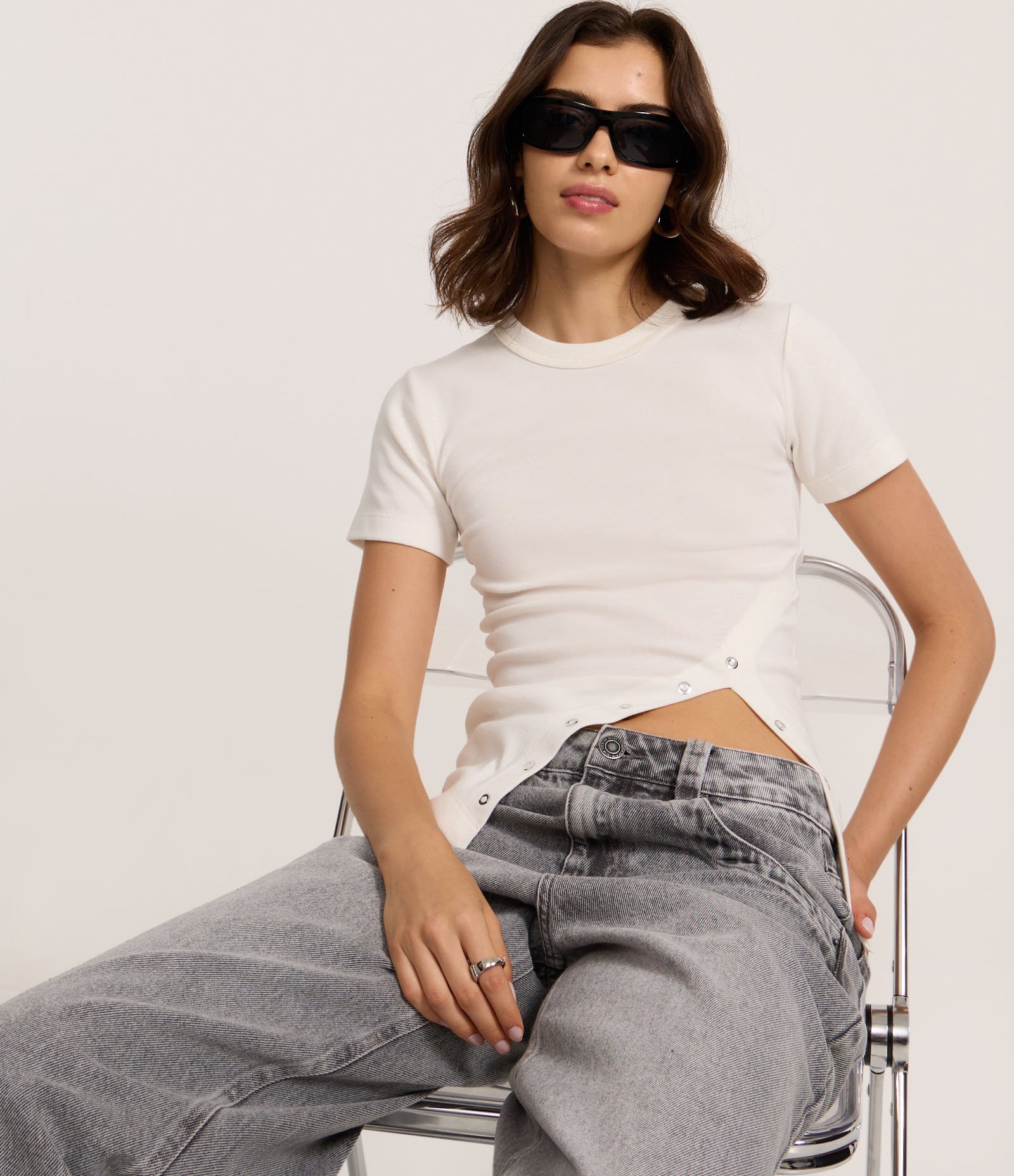 Blusa em Algodão com Abertura Lateral e Ilhoses Branco 4