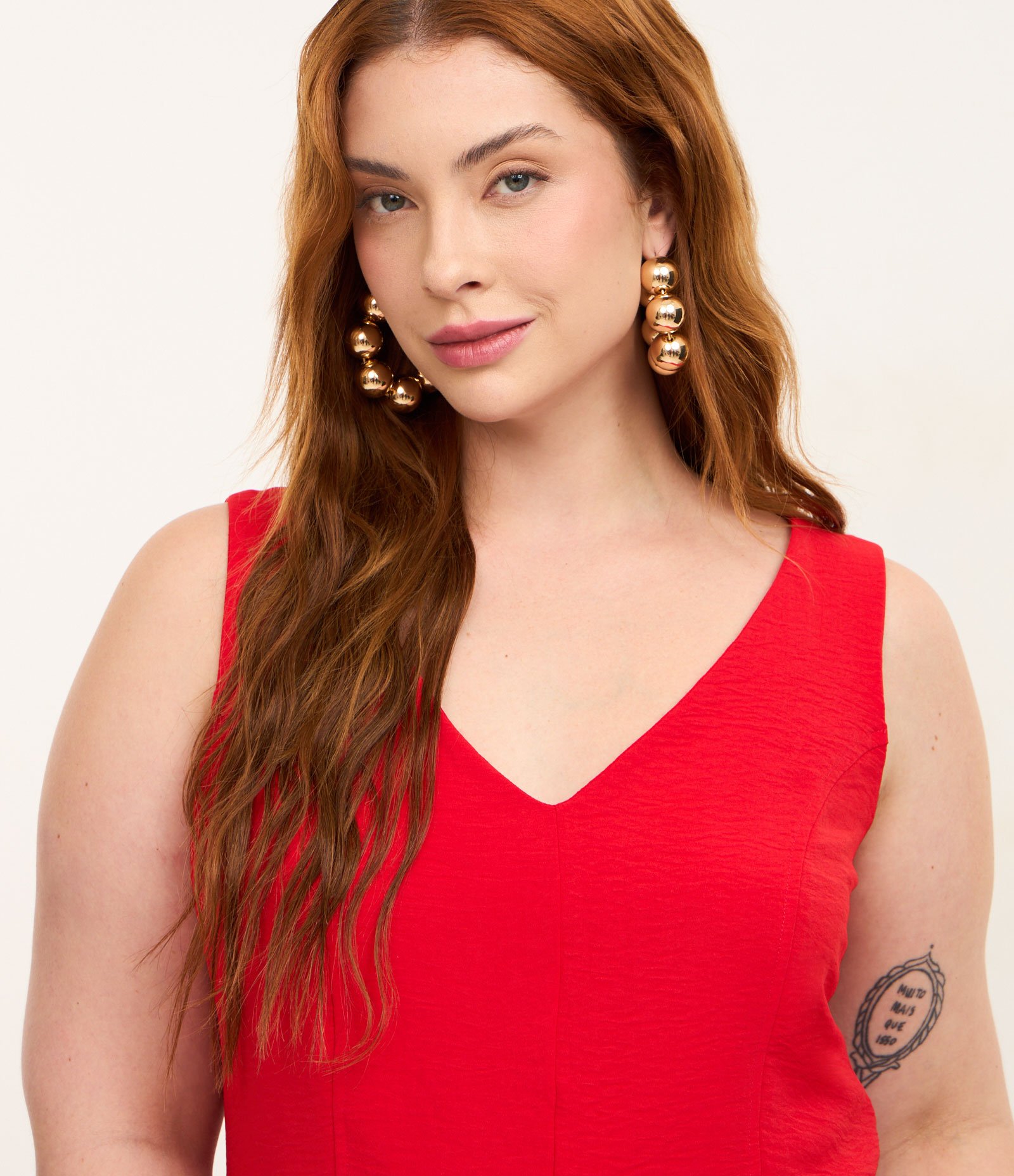 Vestido Midi em Crepe com Decote V Curve & Plus Vermelho 2