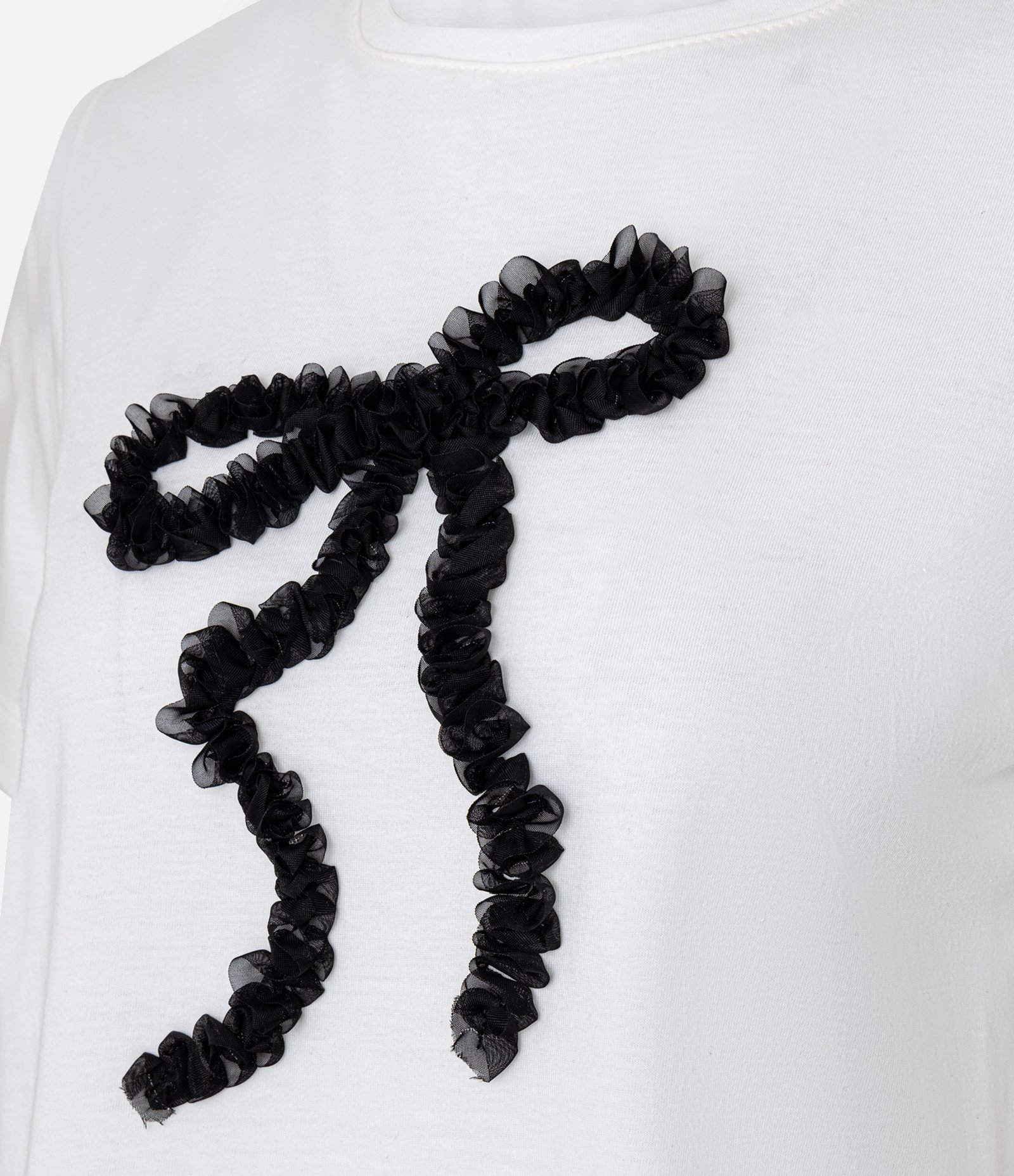 Camiseta T-shirt em Algodão com Laço em Alto Relevo Branco 2