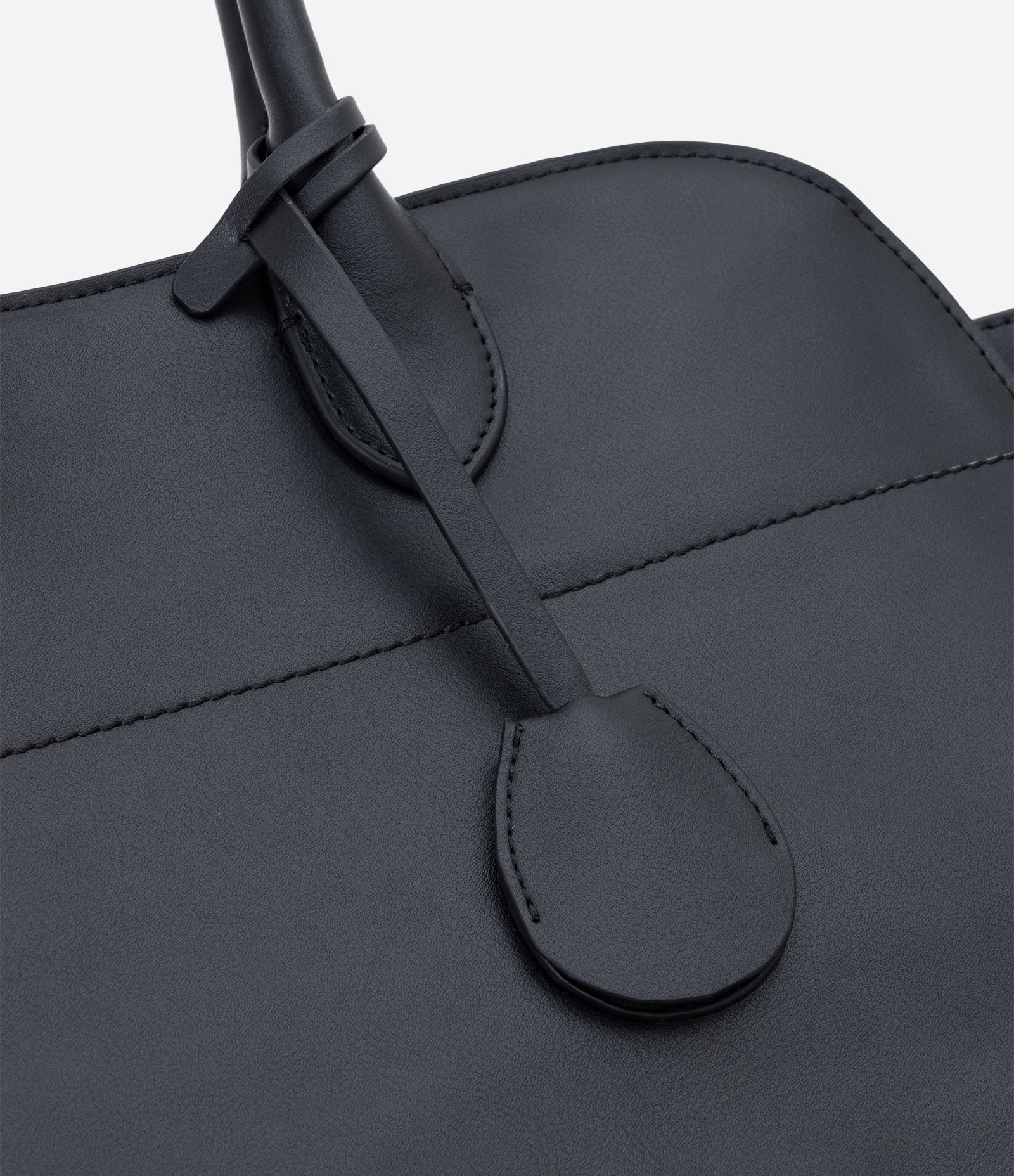 Bolsa Stachel Grande com Detalhes Metalizados Preto 5