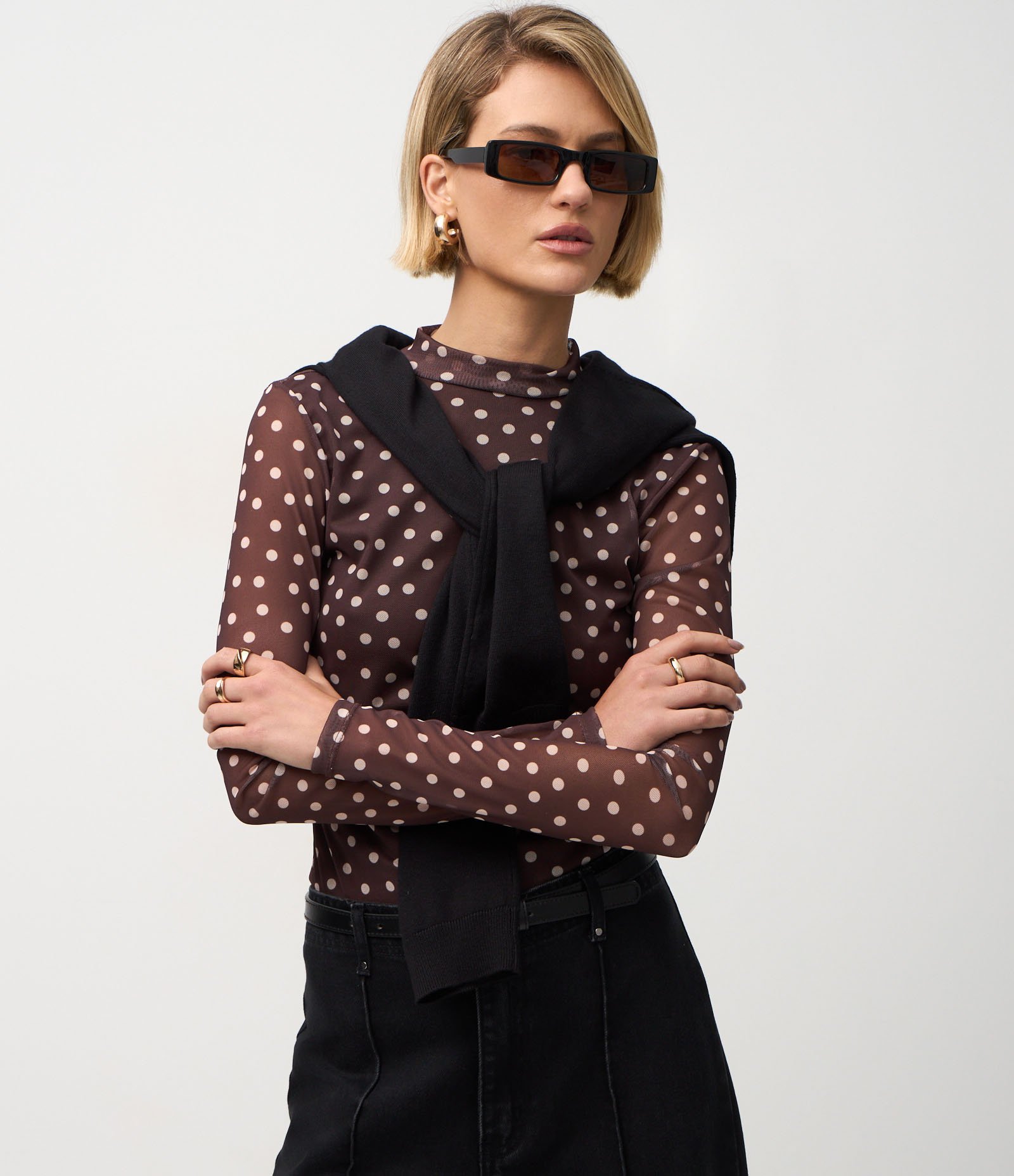 Blusa Manga Longa em Tule com Estampa Poa Marrom 1