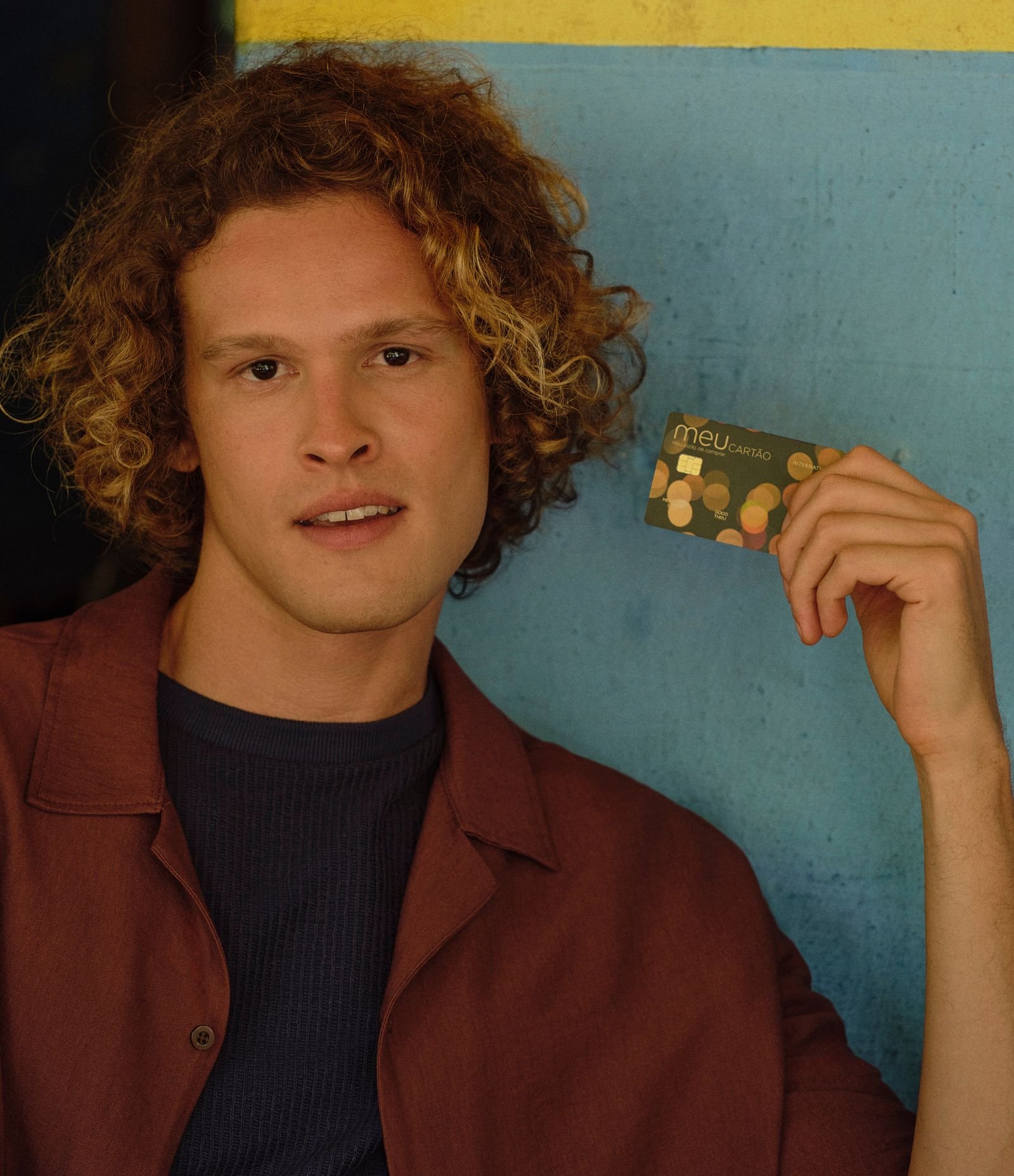 Camisa Regular com Textura e Efeito Crochê Marrom 3