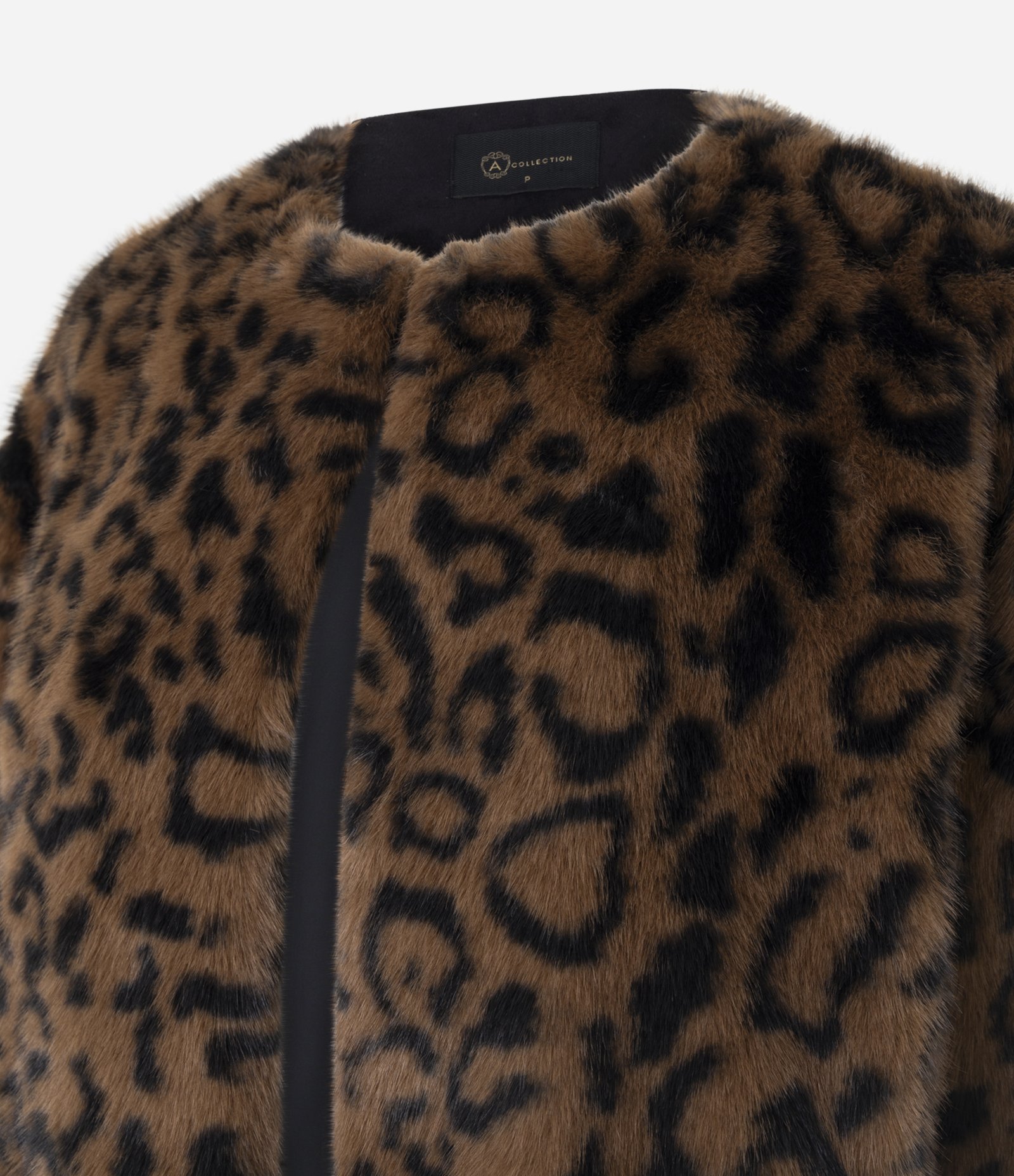 Casaco de Pelo com Estampa Animal Print Marrom 2