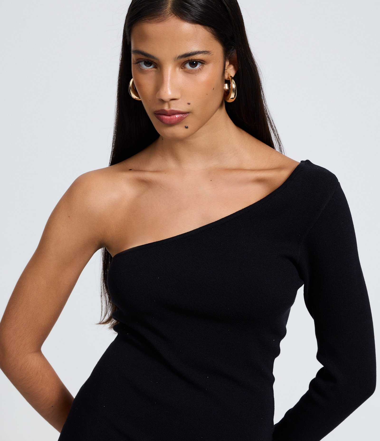 Vestido Ombro Único em Tricô com Brilho Preto 2