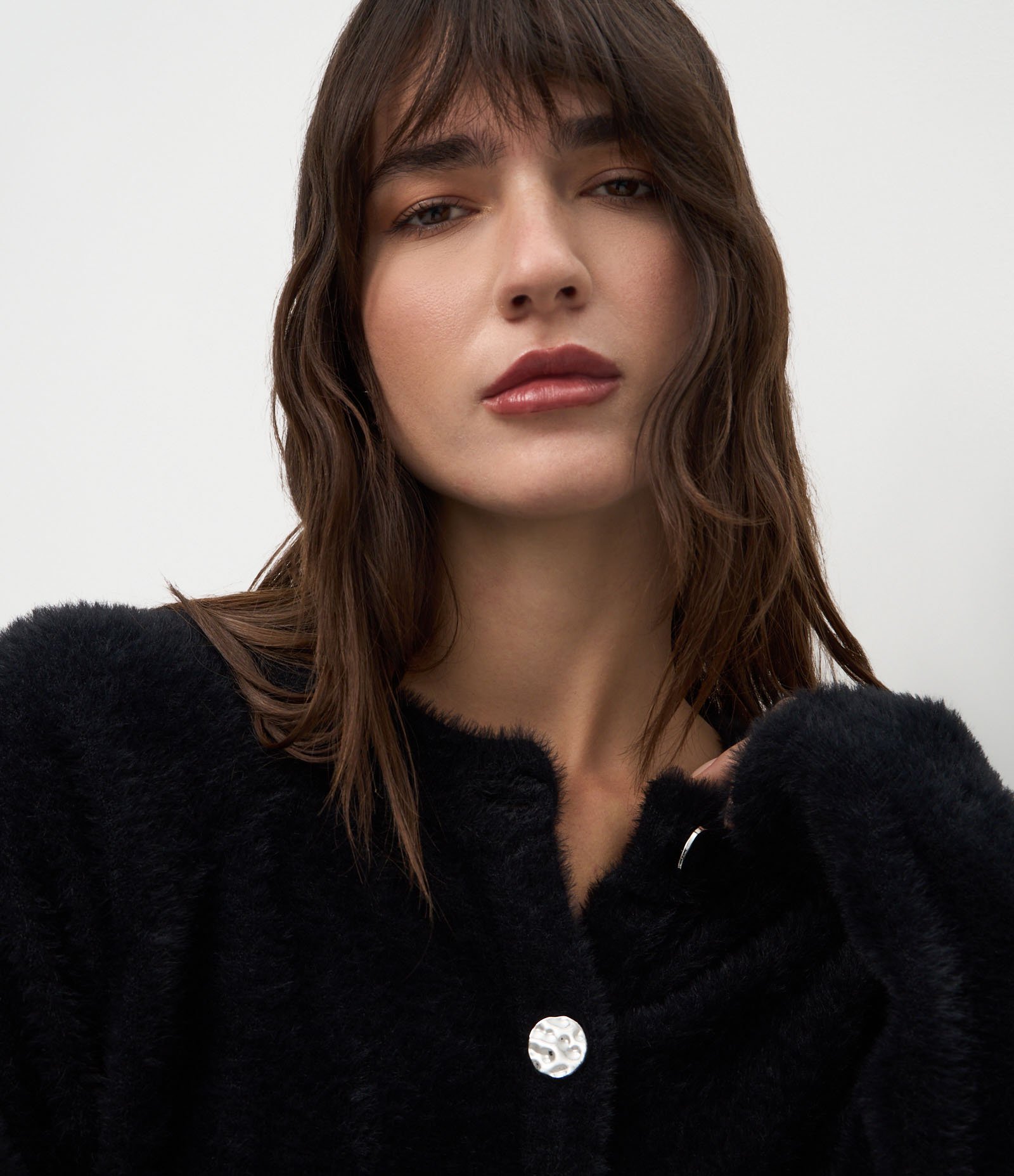Cardigan Regular em Tricô com Textura de Pelinhos Preto 3
