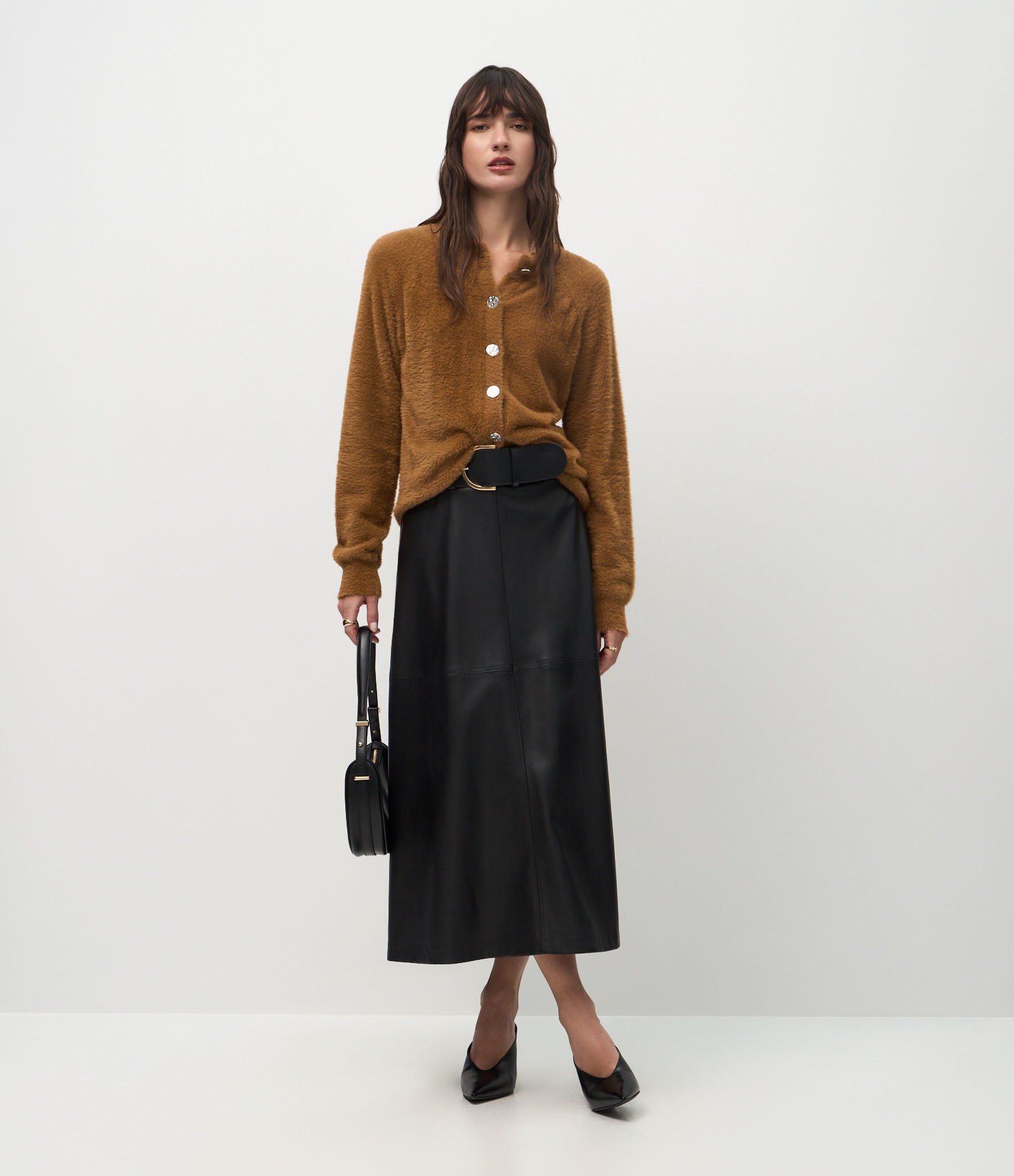 Cardigan Regular em Tricô com Textura de Pelinhos Marrom 2
