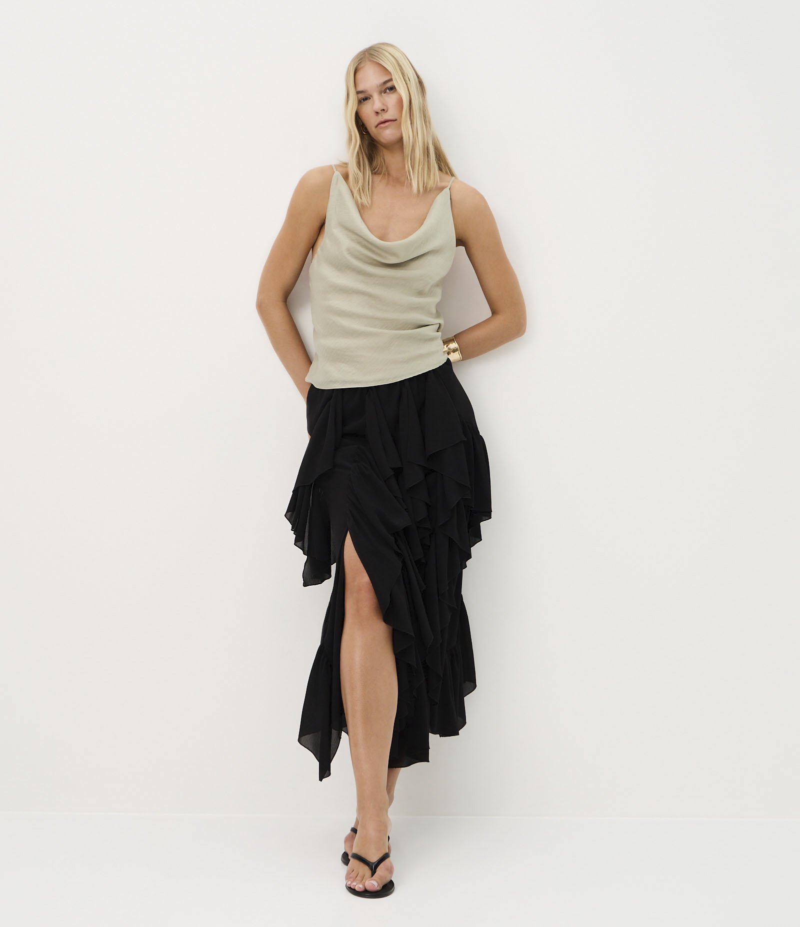 Blusa de Alça em Liocel com Linho e Decote Degagê Verde 2