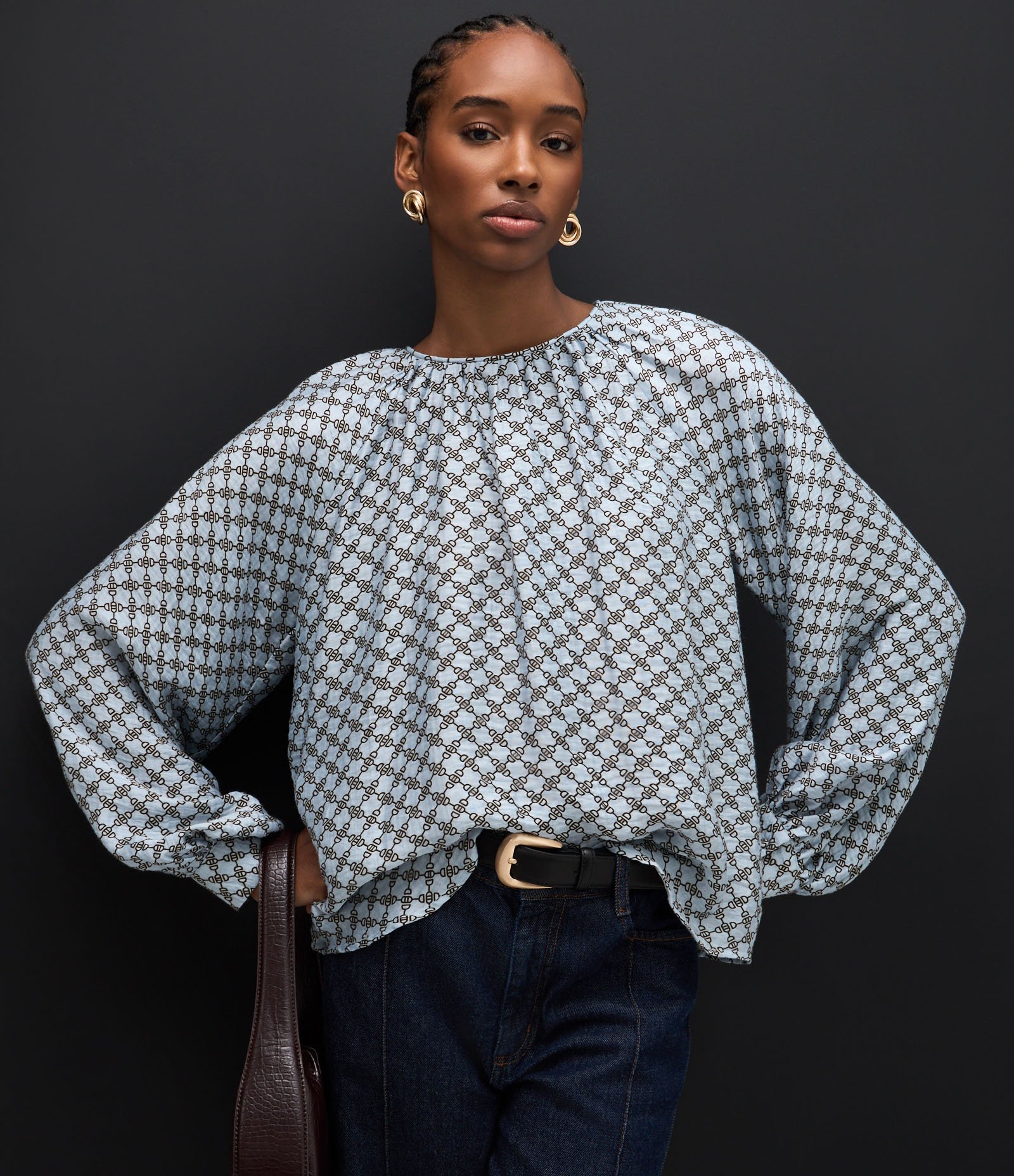 Blusa em Viscose com Franzido no Decote e Estampa Geométrica Azul 5