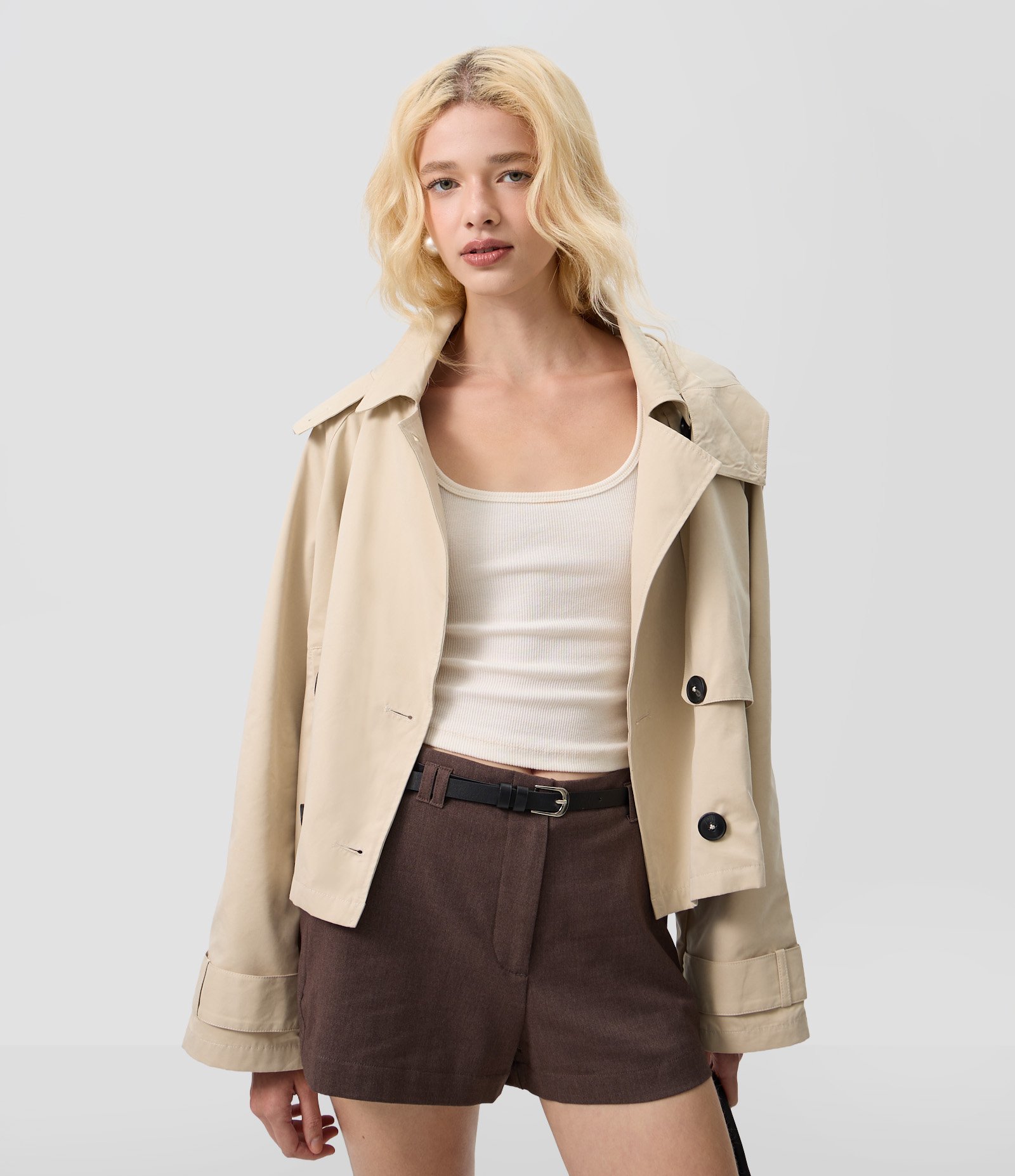 Trench Coat Cropped com Capuz e Ajustes Off White 4