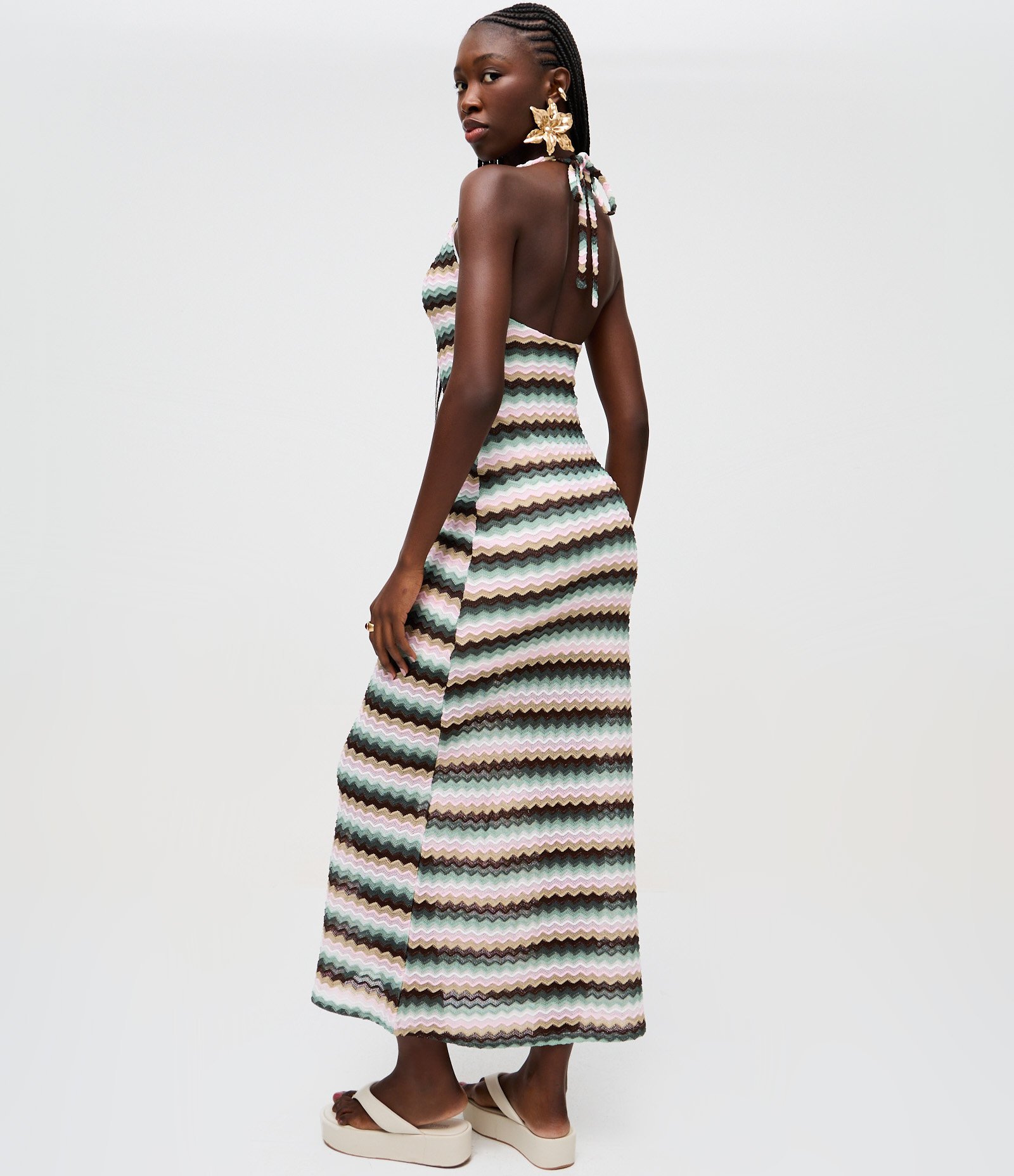 Vestido Longo em Crochê com Amarração no Pescoço Multicores 2