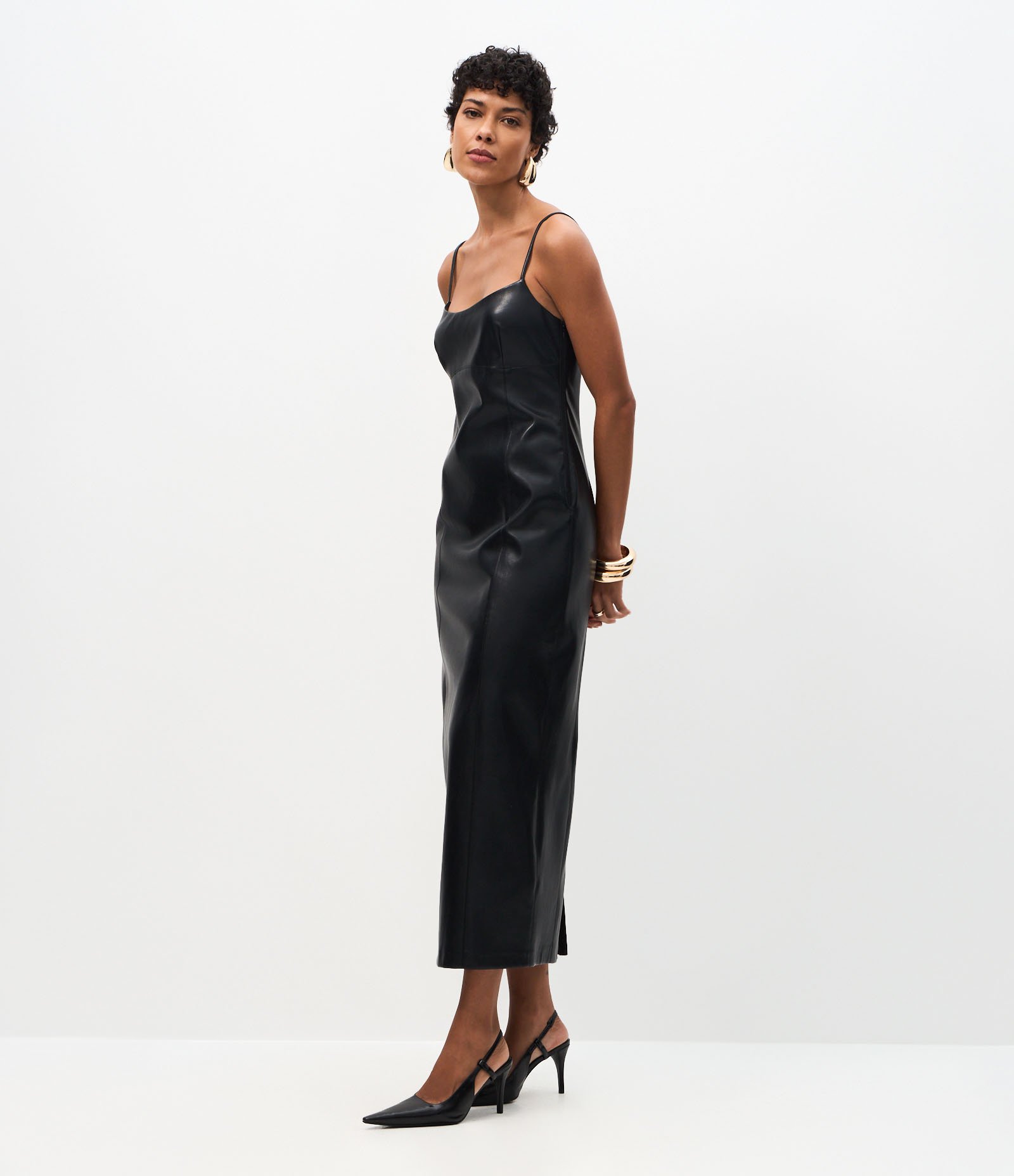 Vestido Midi em PU com Decote Quadrado e Fenda Traseira Preto 1