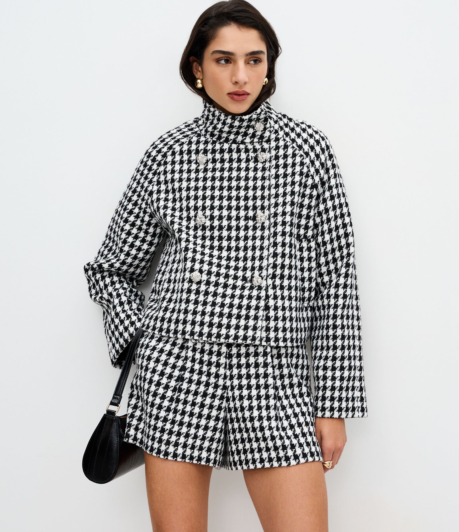 Short Curto com Estampa Pied de Poule Branco/Preto 2