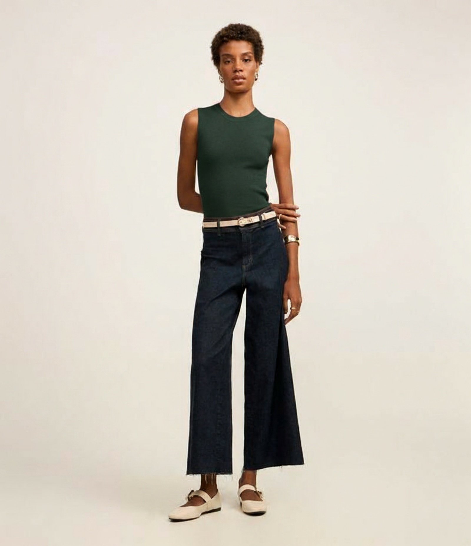 Blusa Sem Manga em Tricô Canelado com Gola Redonda Verde Escuro 1