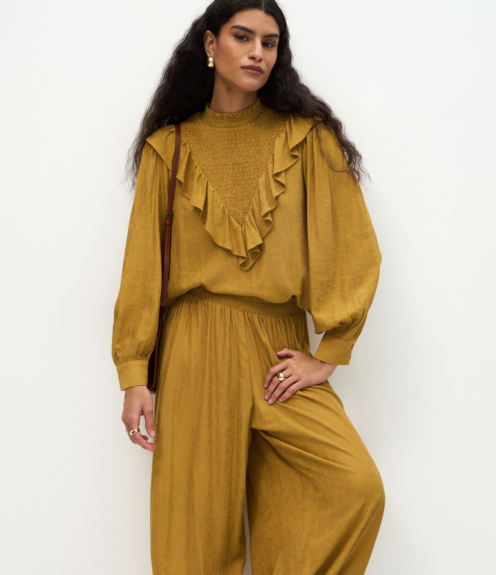 Calça Aladim em Viscose com Cós Elástico Amarelo 2