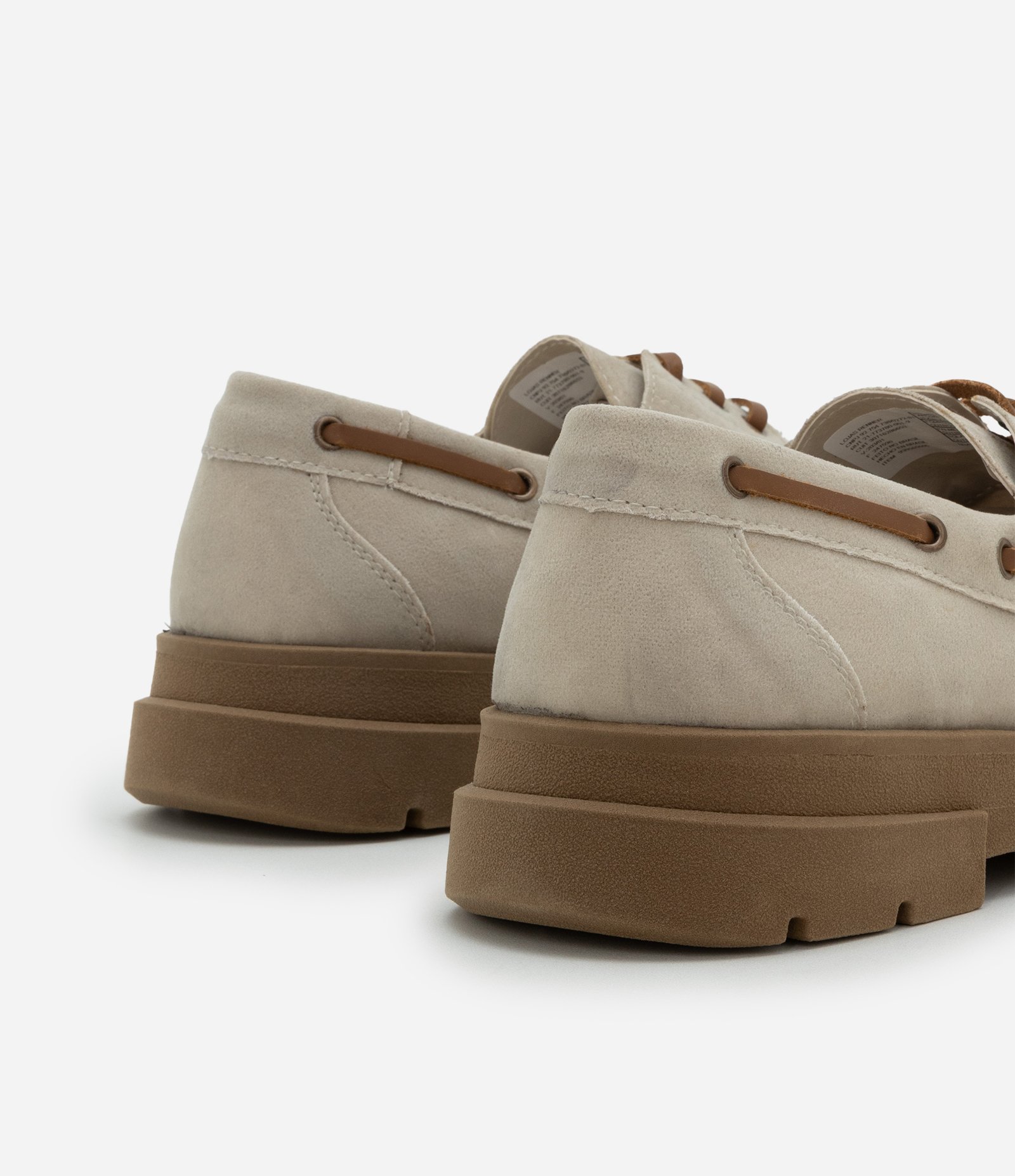 Sapato Dockside em Camurça com Sola Tratorada Bege 6