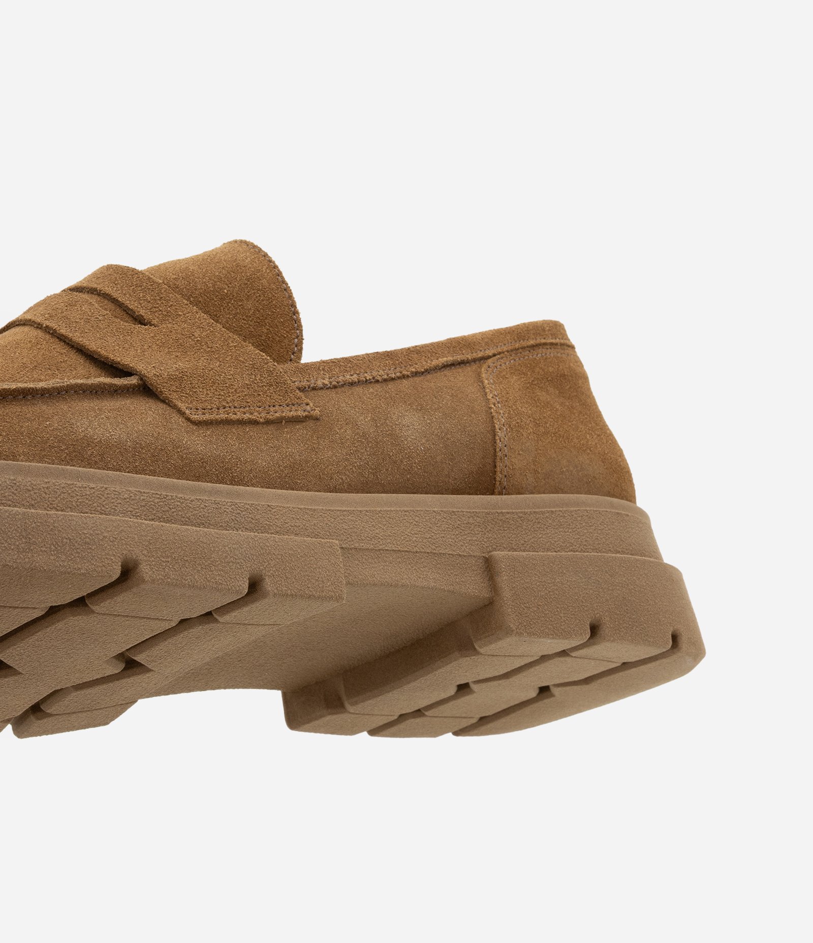 Sapato Loafer Tratorado em Couro com Camurça Marrom 3