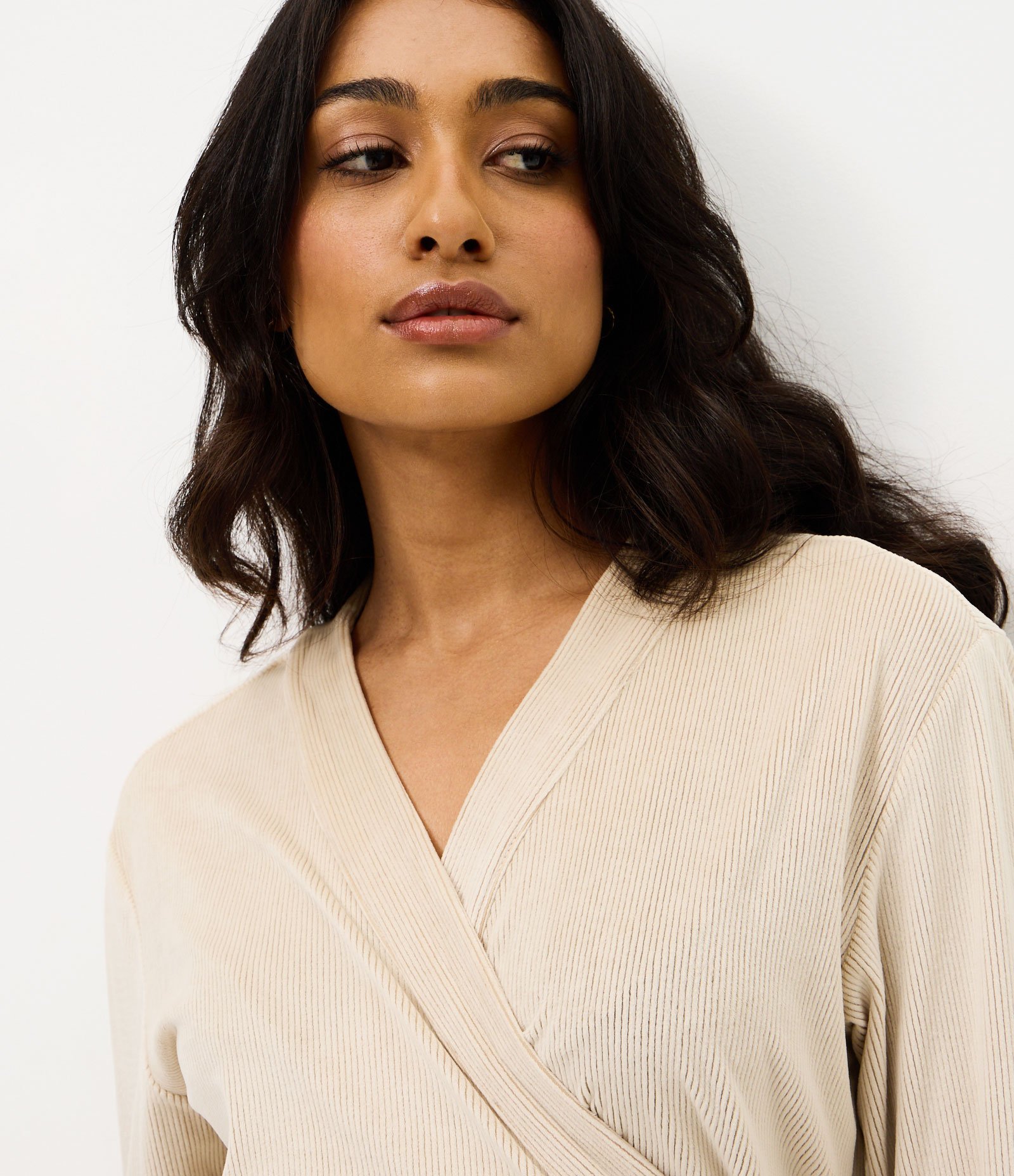 Blusa Longo em Plush Canelado com Amarração Bege 2