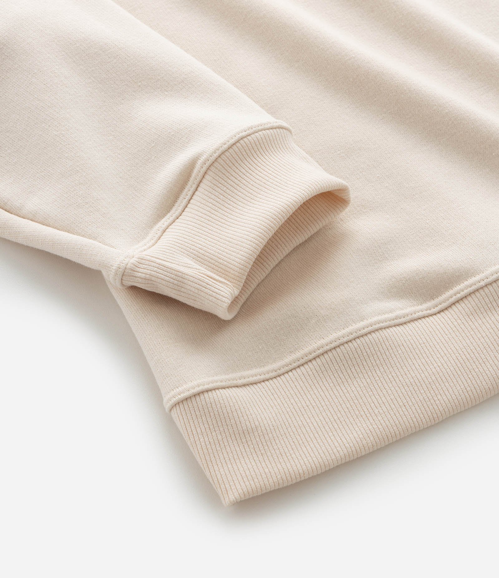 Blusão em Moletom com Estampa de Laço Curve & Plus Size Bege 4