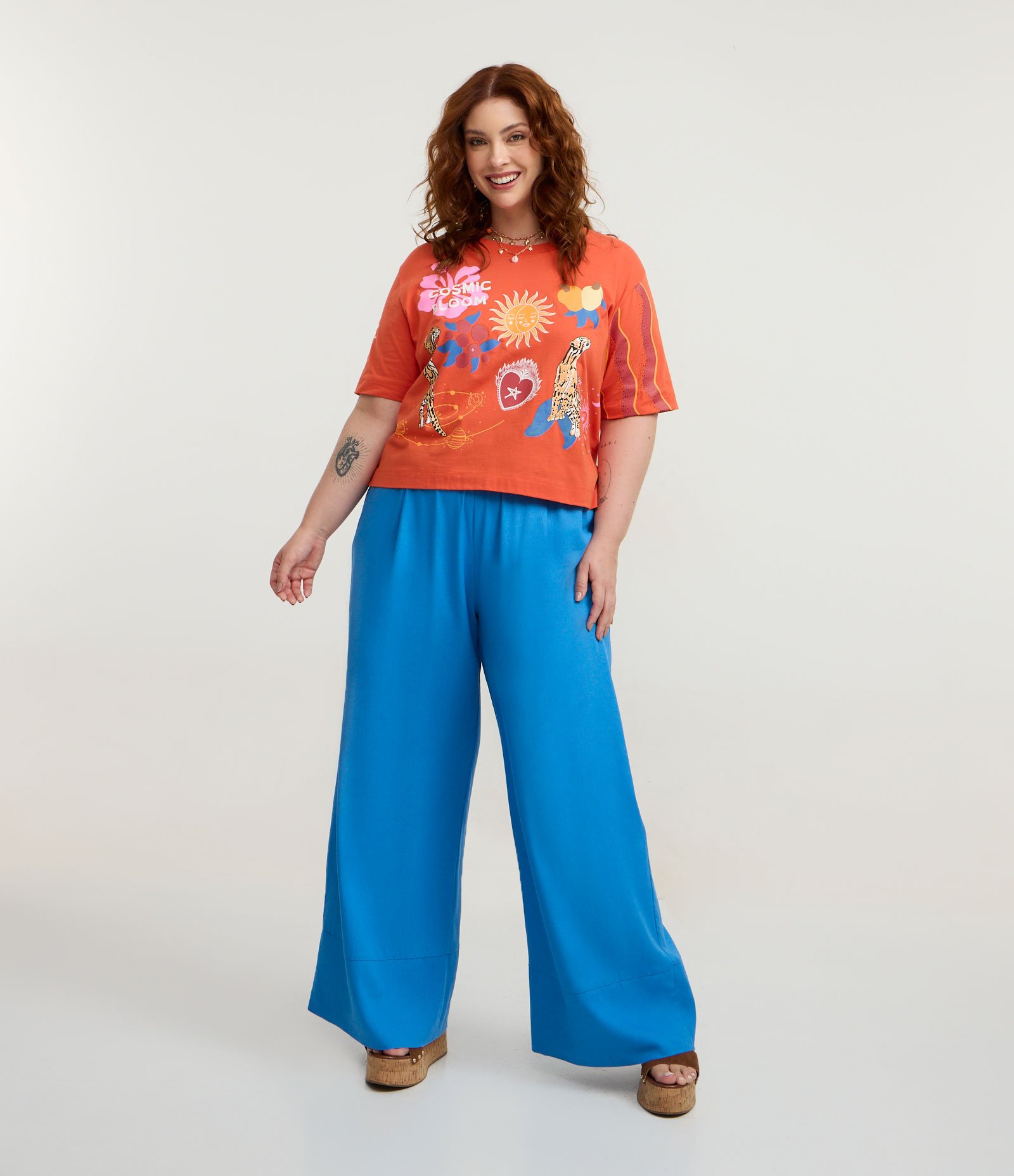 Calça Pantalona em Viscolinho com Barra Larga e Cós Elástico Curve & Plus Size Azul 1
