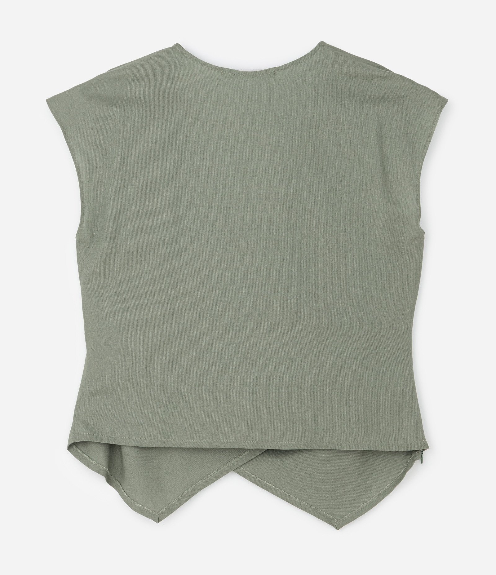 Blusa em Viscolinho com Transpasse Frontal e Aviamento Curve & Plus Size Verde 2