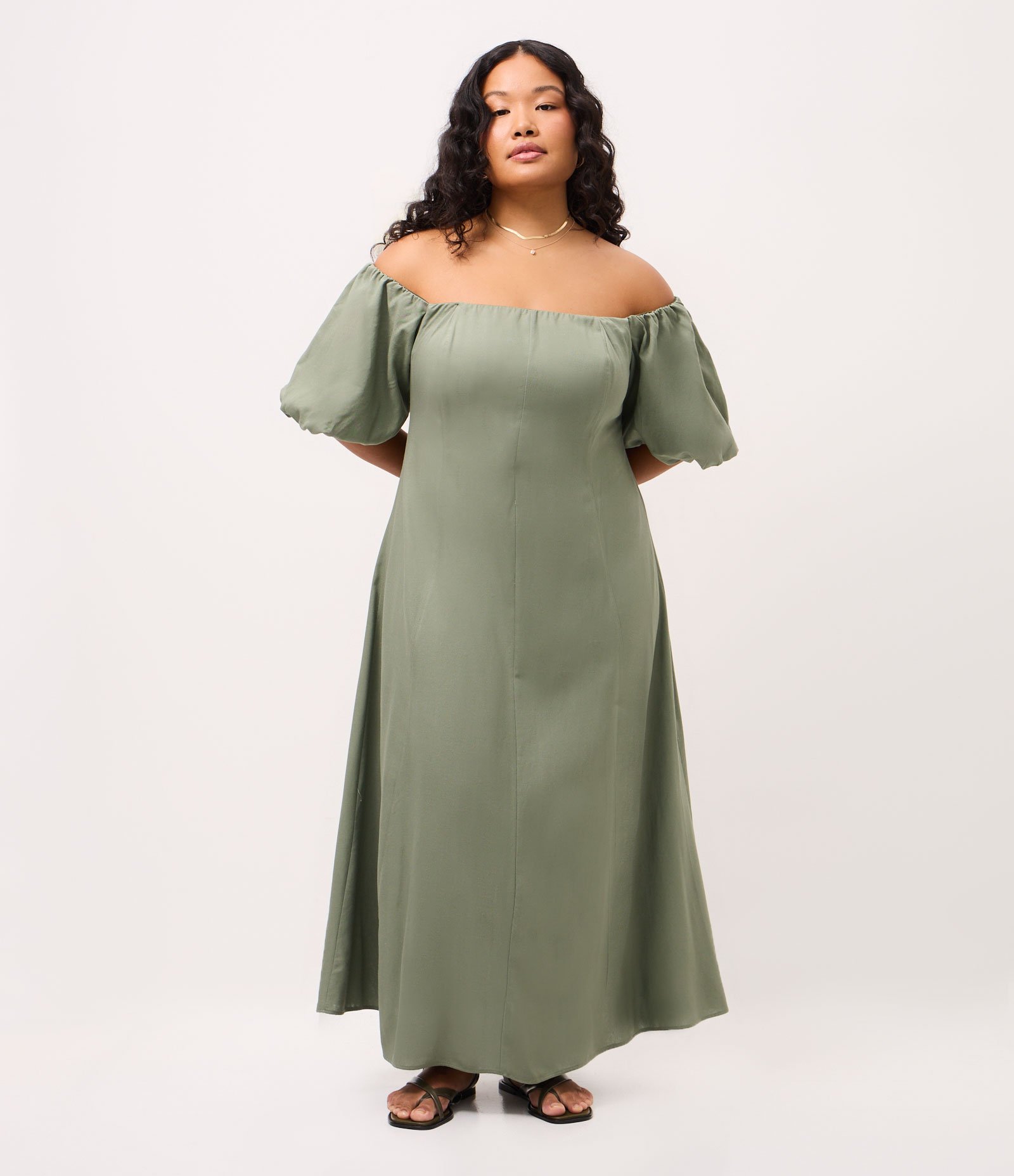 Vestido Midi em Viscolinho Ombro a ombro Curve & Plus Size Verde 1