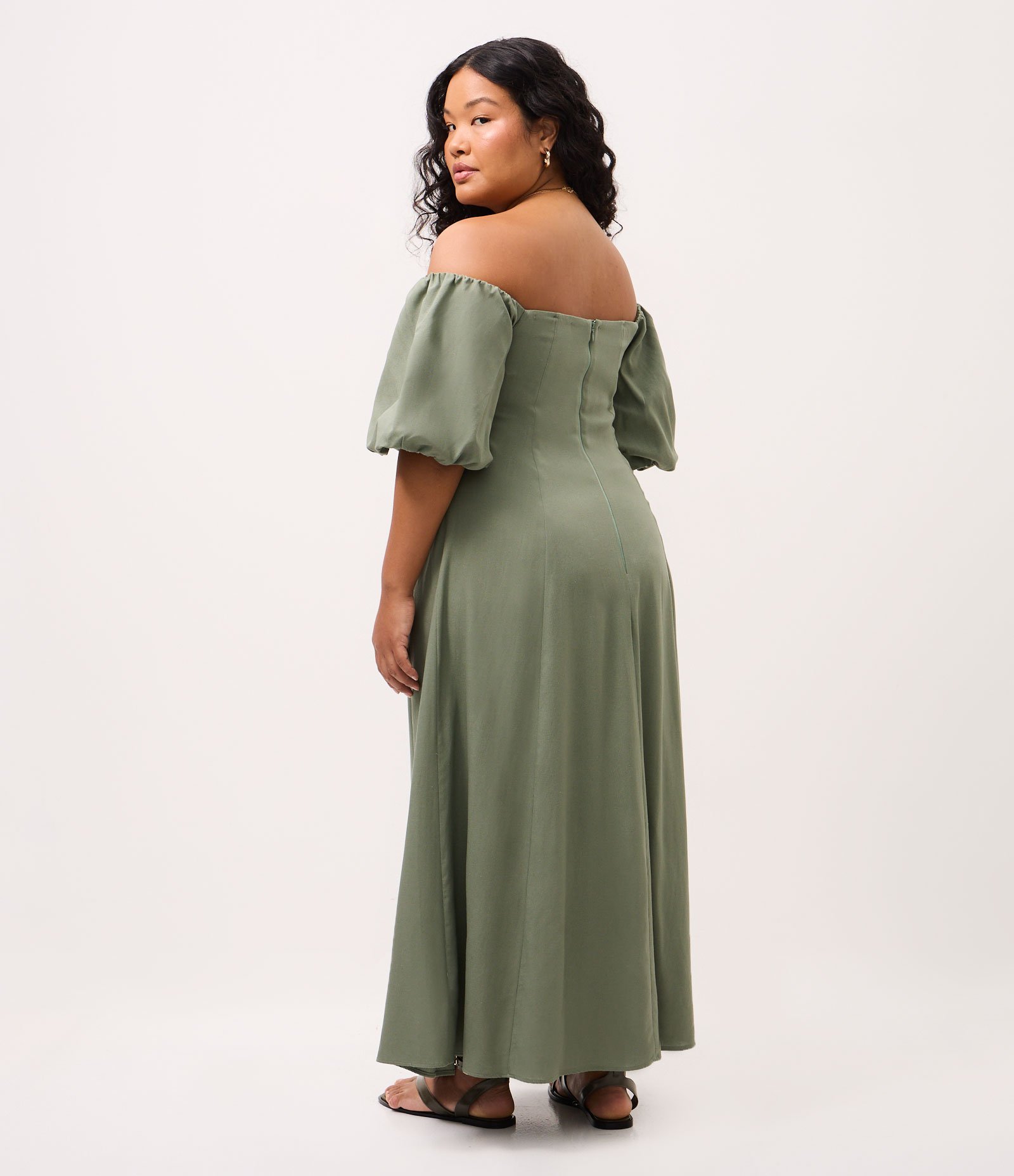 Vestido Midi em Viscolinho Ombro a ombro Curve & Plus Size Verde 4