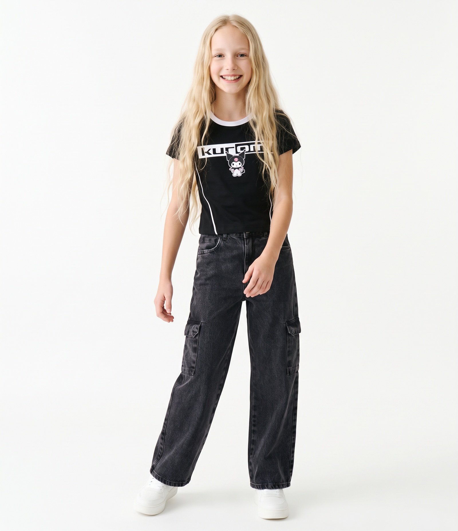 Camiseta em Algodão com Estampa Kuromi e Frisos Frontais Preto 1