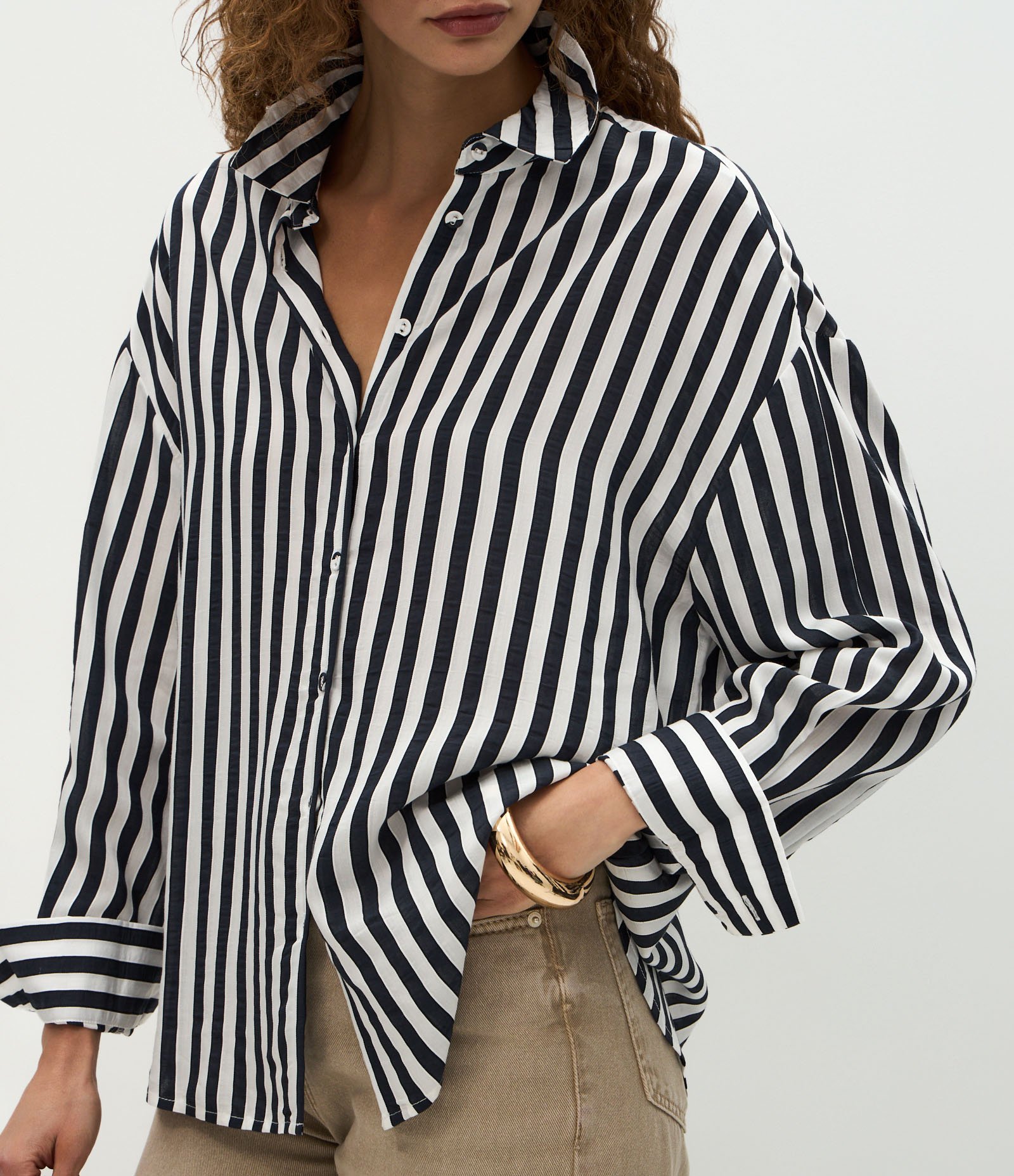 Camisa em Viscose com Listras Fio Tinto Off White/Azul 4
