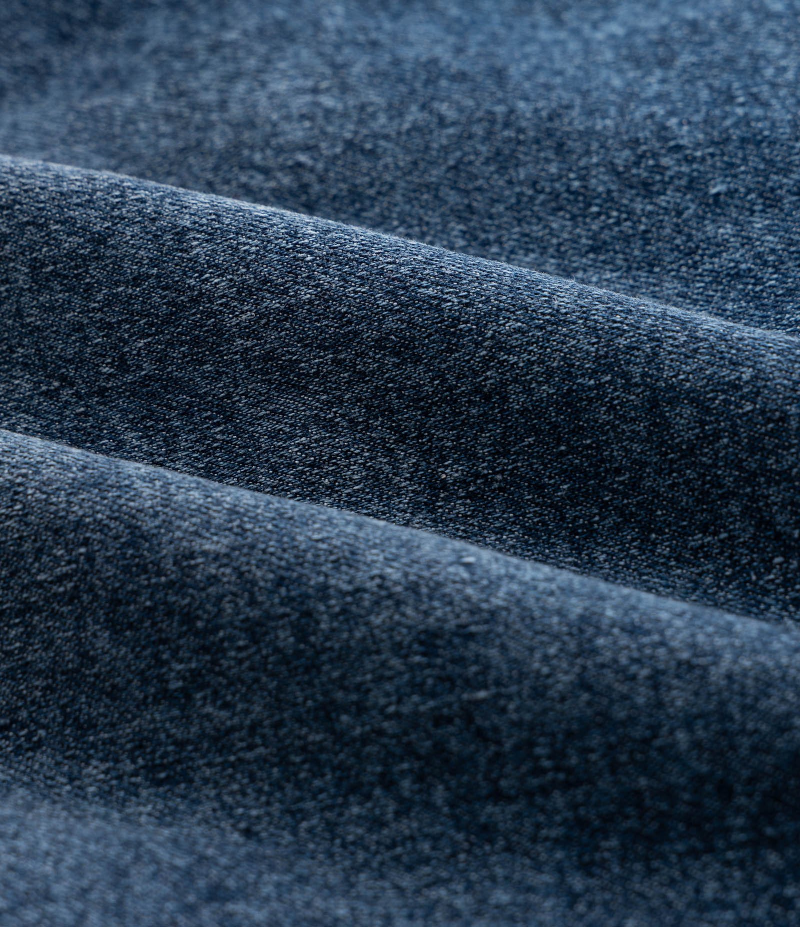 Short Curto com Barra Dobrada em Jeans com Elastano Curve & Plus Size Azul 8