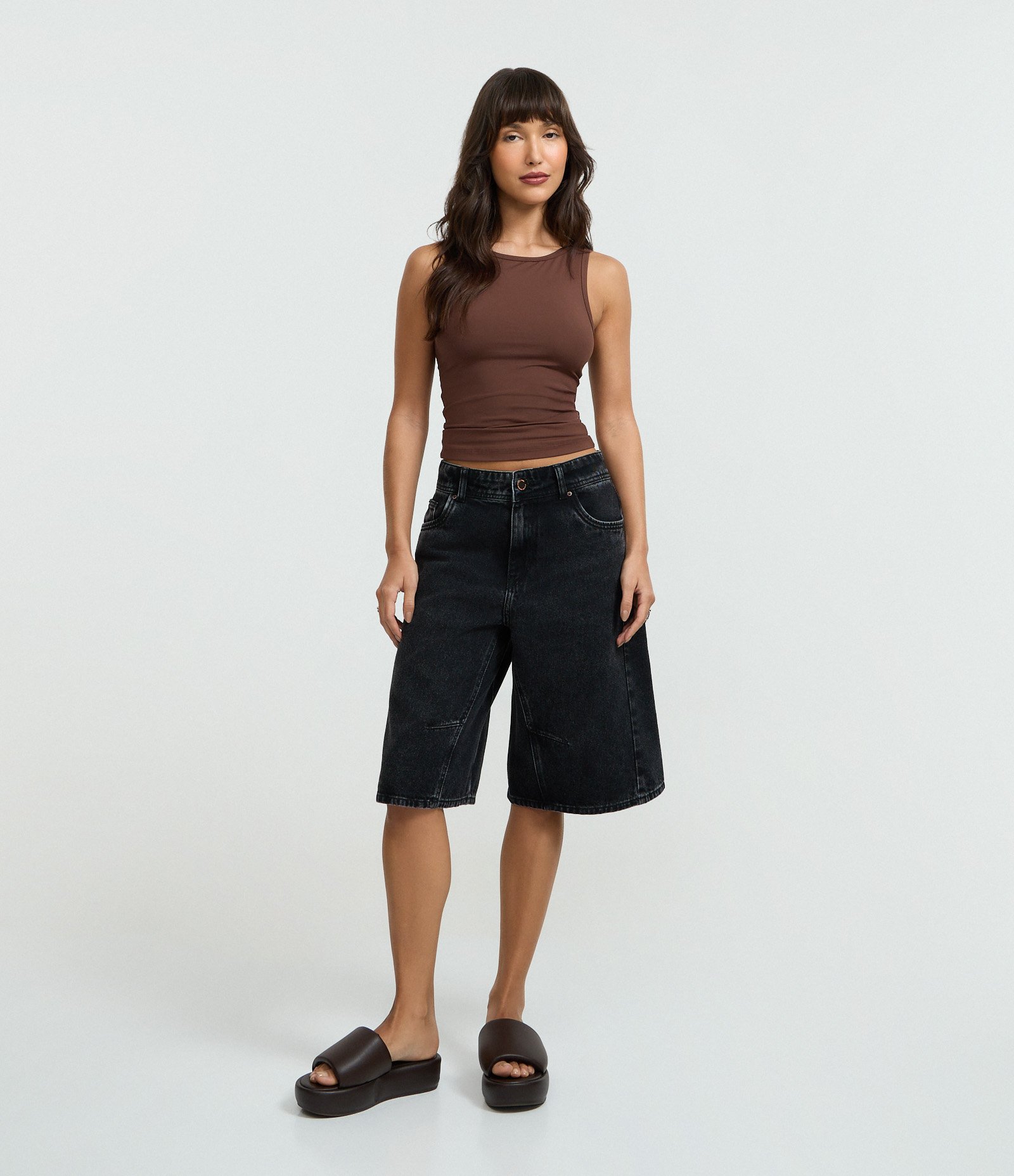 Blusa Regata Básica em Poliamida Marrom 2